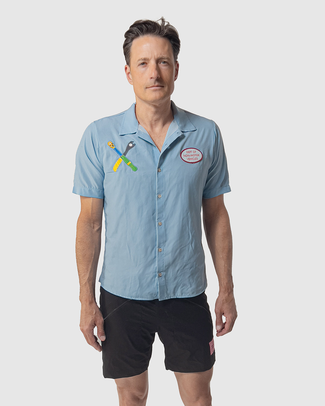 Stylish Floral Resort Shirt for Men - Breathable Hawaiian Vacation Shirt - Perfect for Beach, Pool, and Summer Outings
