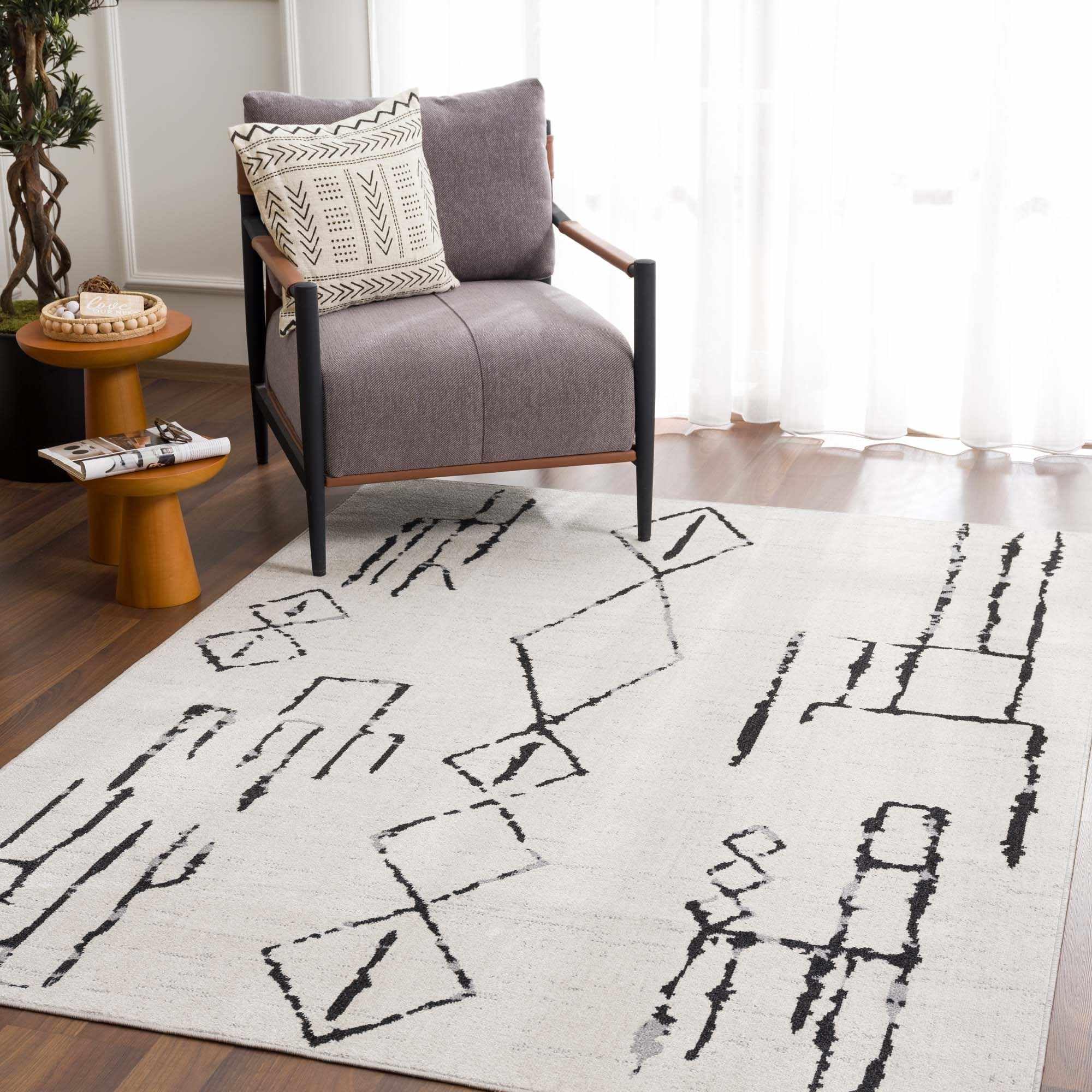 Hauteloom Maguyam Machine Washable Area Rug - Black & Gray - 5'3
