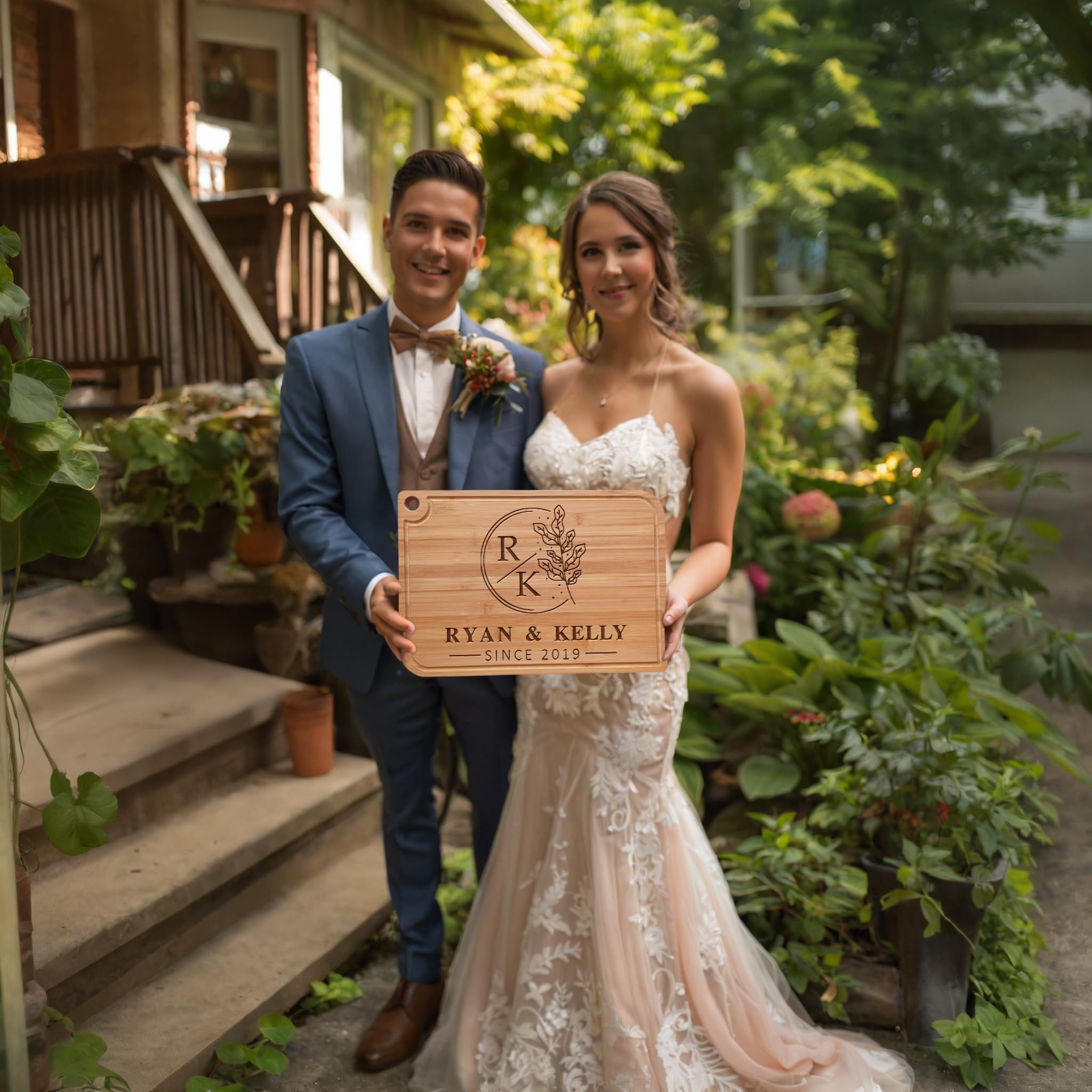 Personalized Engraved Wood Cutting Board with Floral Design - Custom Wedding Gift for Couples, Anniversary Present, Bridal Shower Gift Idea, Unique Valentine's Day Gift - Charcuterie Cheese Board with Free Gift Envelope - Perfect for Housewarming, Christmas, and Romantic Dinner Parties