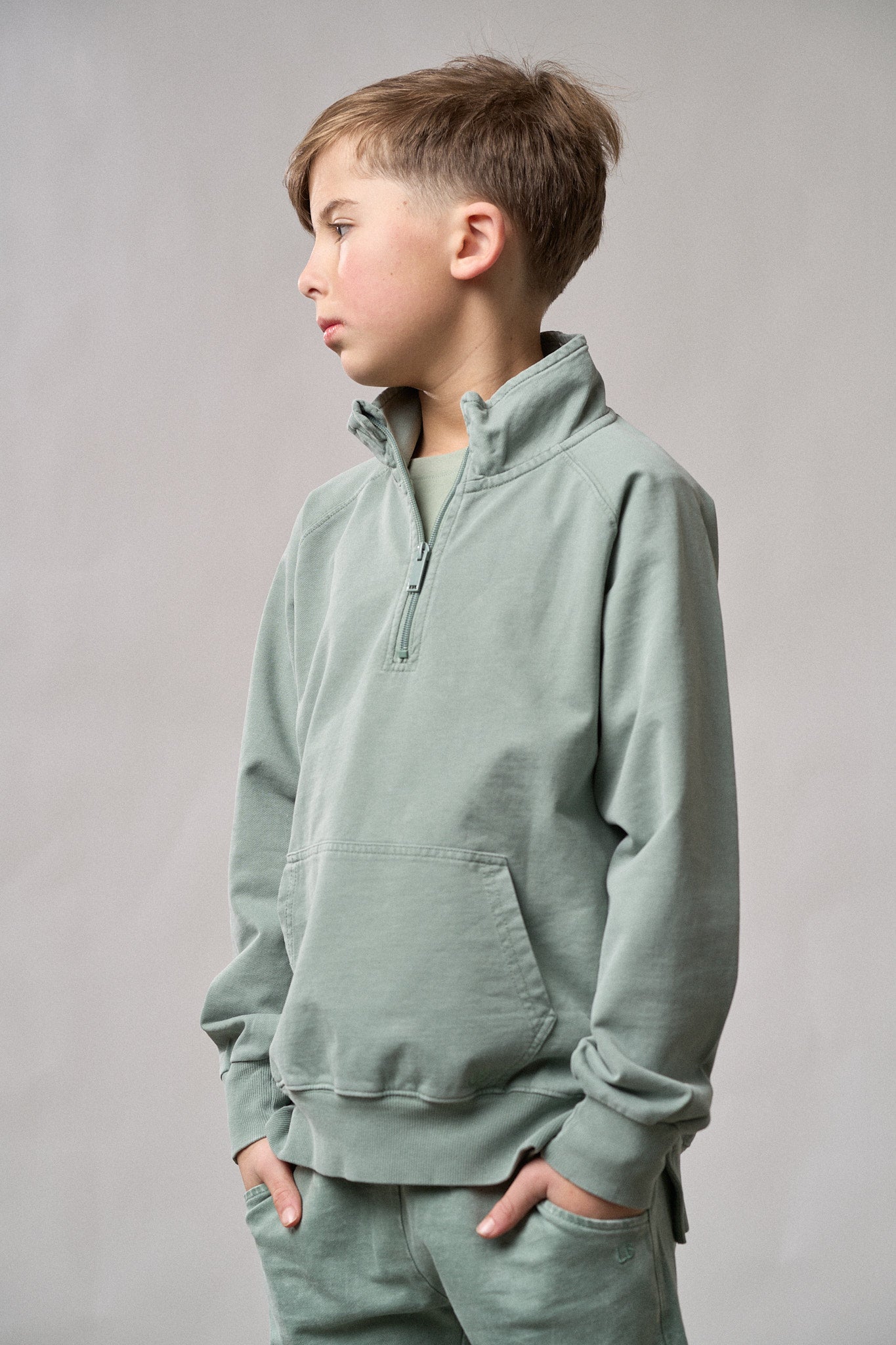 Men's Quarter Zip Pullover Sweatshirt - Soft & Comfortable Basil Wash Fleece for Casual Wear & Outdoor Activities