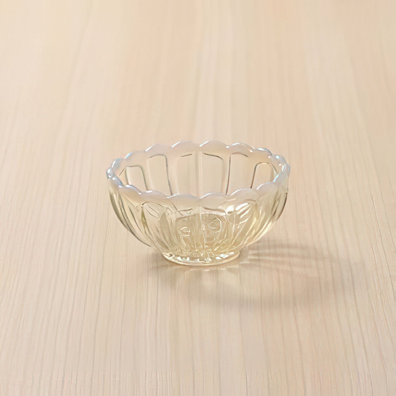 Hirota Glass Yukinohana Soda Lime Glass Mini Bowl - Elegant Small Serving Dish for Desserts, Snacks & Home Decor | Perfect for Ice Cream, Candies & Table Centerpieces