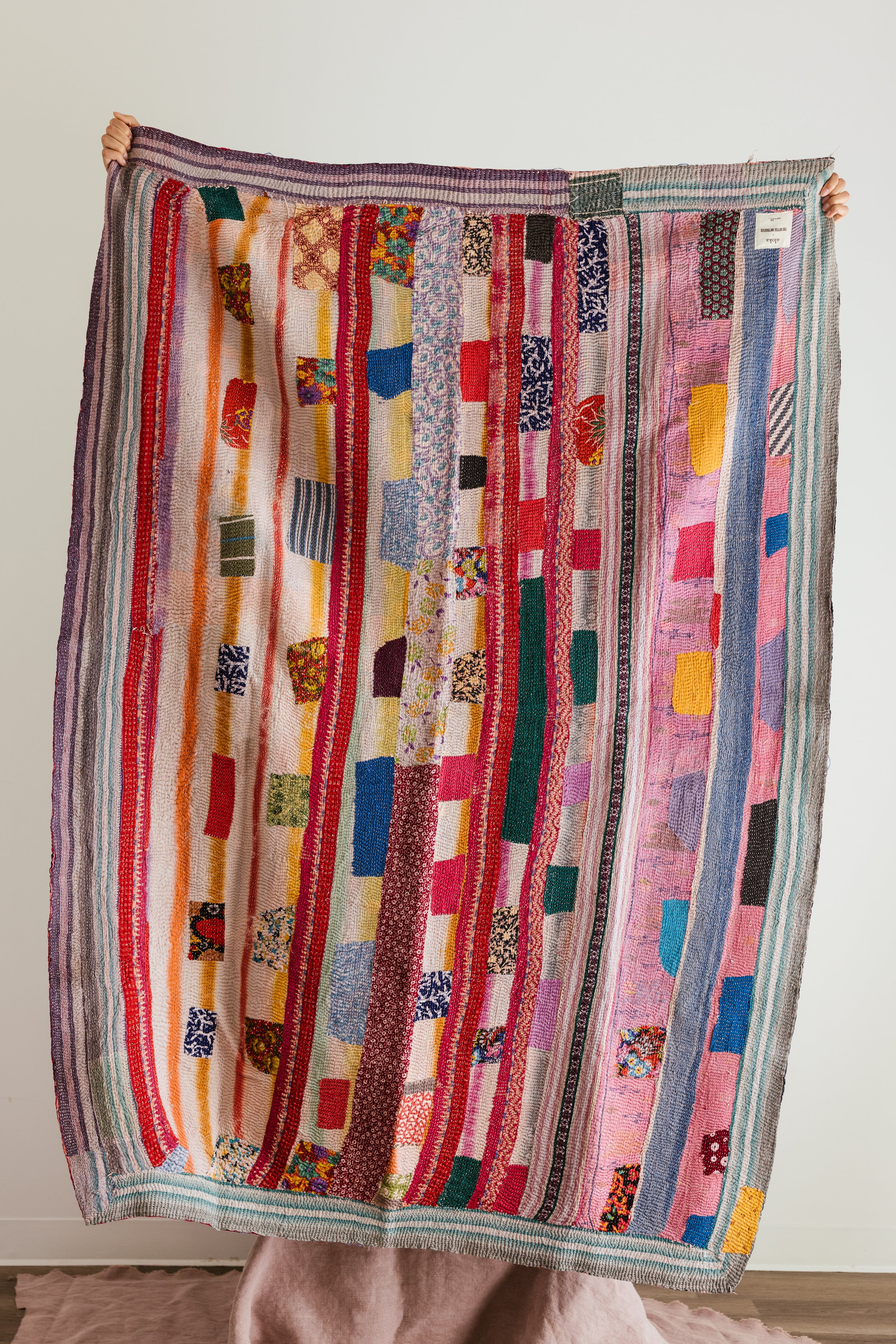 Aloka + BS Quilt #66 - Premium Quality Quilt for Cozy Bedding - Perfect for Home, Bedroom Decor & Gift Giving