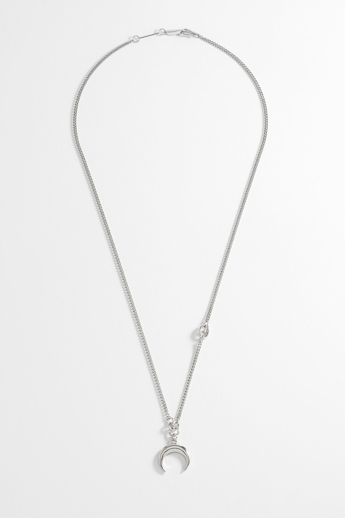 Stylish Men's Horn Necklace for Men - Gothic Tribal Pendant Jewelry - Perfect for Parties, Halloween & Everyday Wear