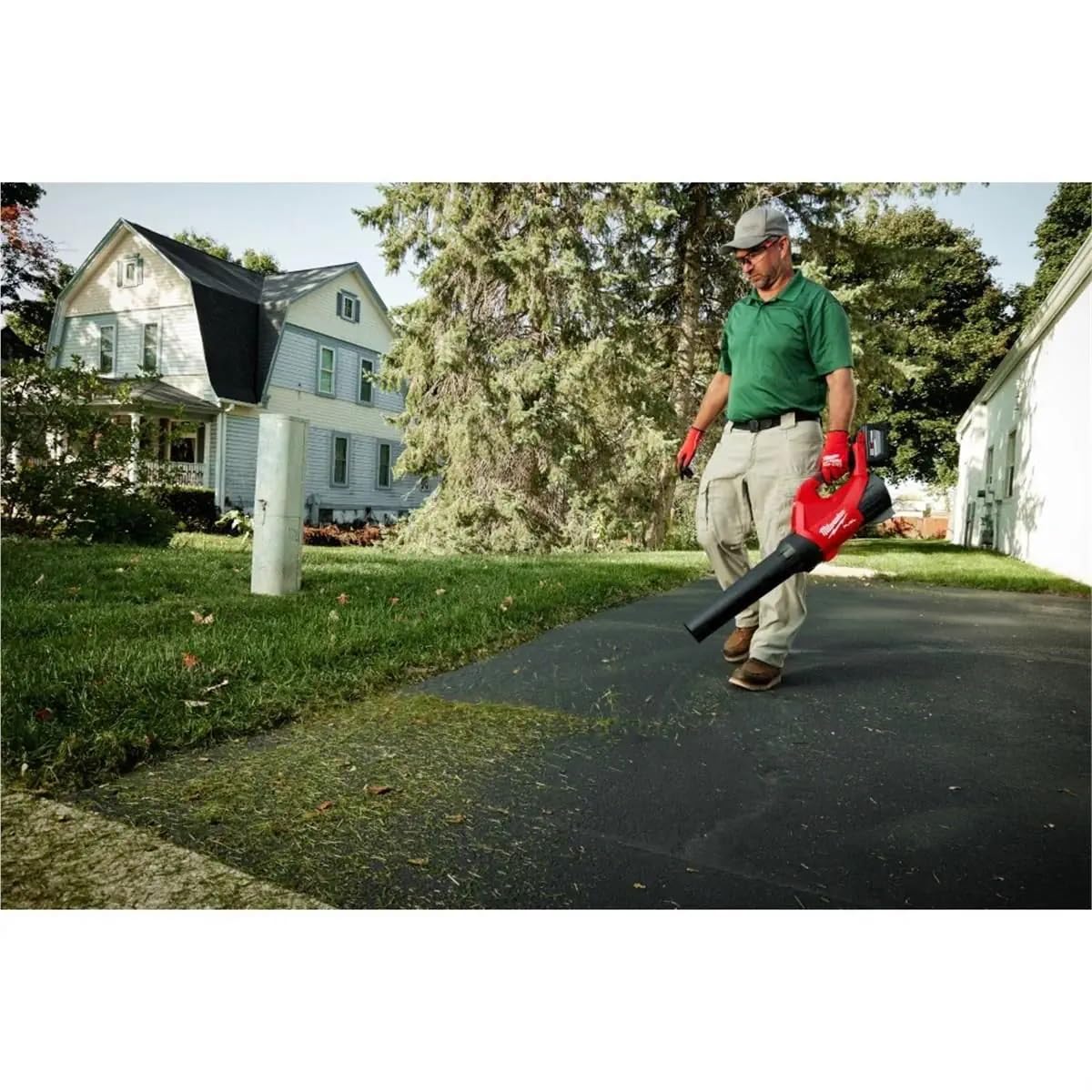 Milwaukee 3017-20 M18 Fuel Cordless Leaf Blower - 450 CFM, Battery Not Included - Perfect for Yard Cleanup, Leaf Removal & Outdoor Maintenance