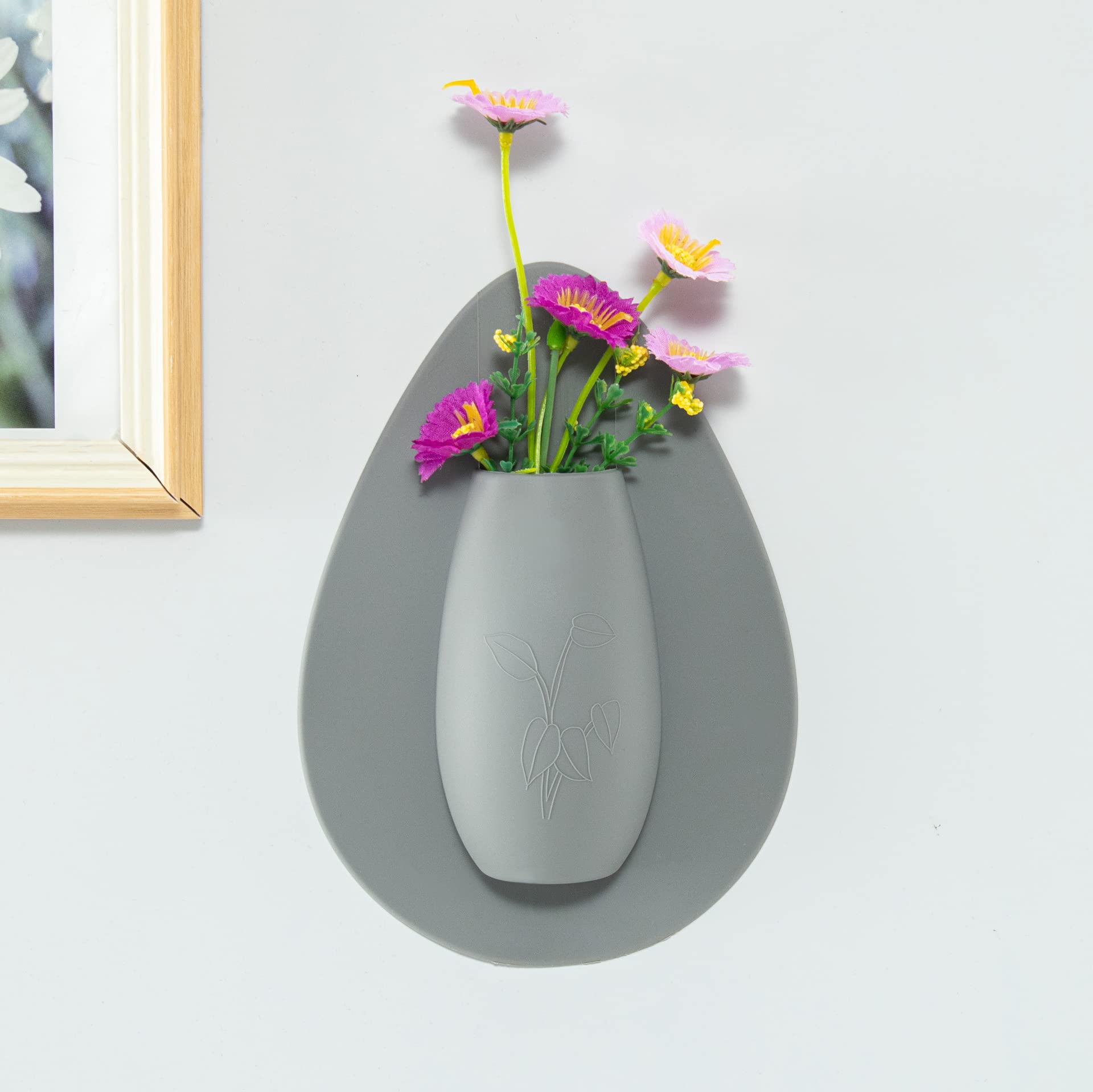 Collapsible Silicone Sticky Vase - Reusable Wall-Mounted Flower Holder for Windows, Bathrooms & Office Decor | Wedding Decoration & Home Décor Accessories | Yellow