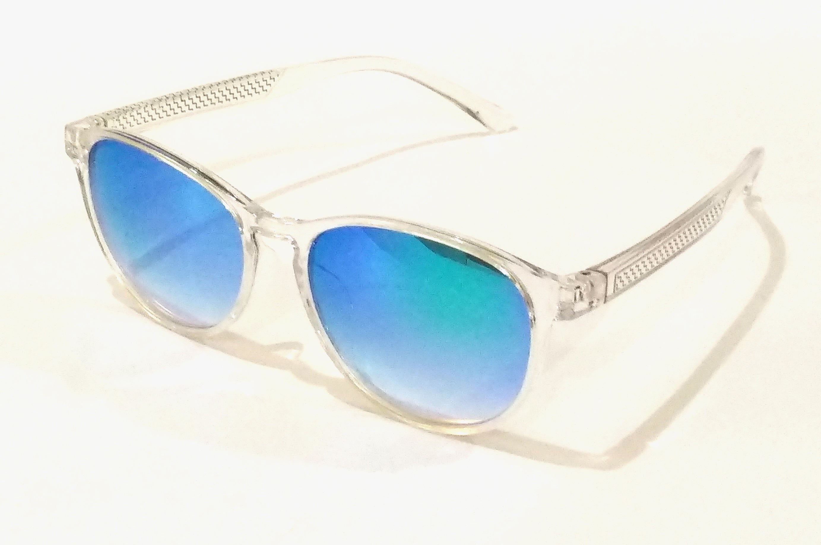 Vintage Round Blue Mirror Sunglasses for Men & Women - Classic Retro Style UV400 Protection - Perfect for Beach, Driving, and Outdoor Activities SW0024