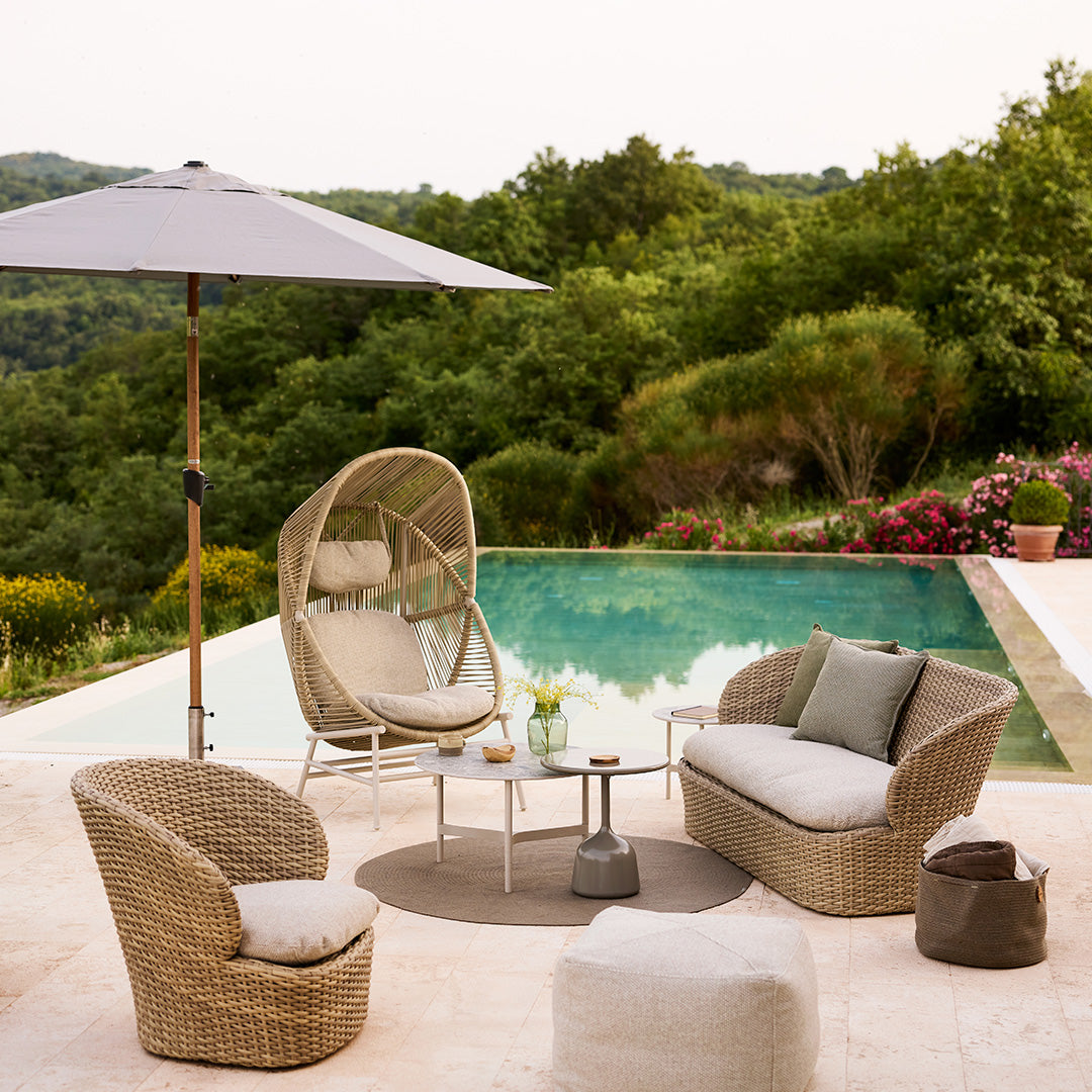 Premium Coast Lounge Chair with 360° Swivel Base - Modern Patio Furniture for Outdoor Relaxation, Poolside Lounging & Backyard Decor