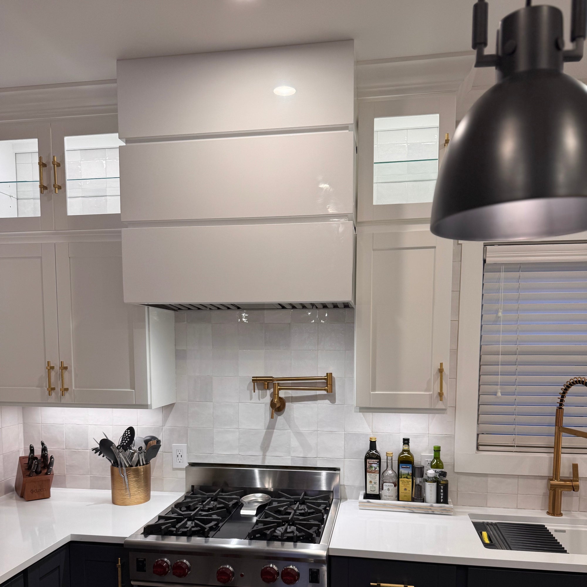 SINDA SRH37 Stainless Steel Box Style Range Hood - 36 Inch Under Cabinet Kitchen Vent Hood with Powerful Exhaust Fan - Perfect for Modern Home Cooking and Smoke Removal