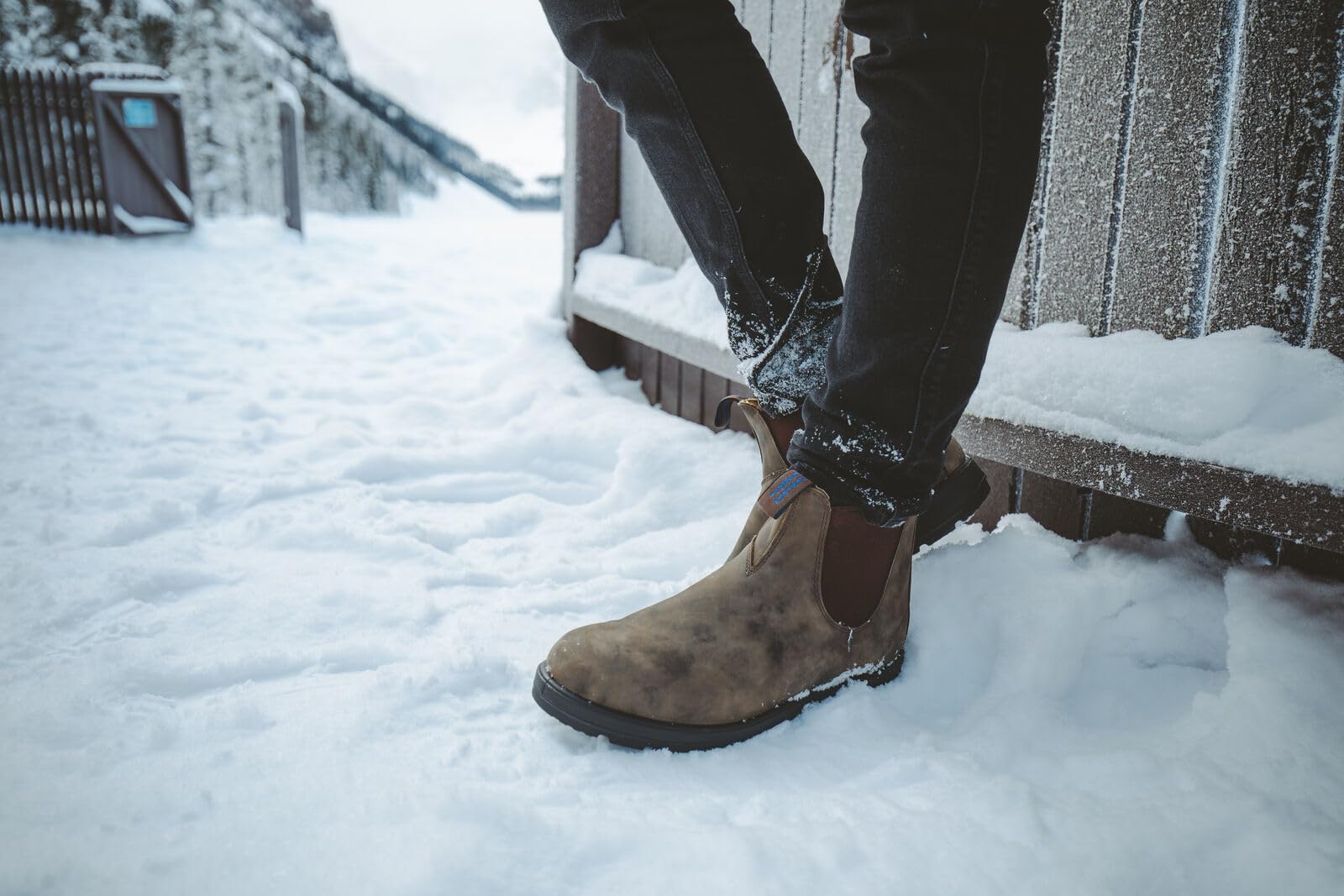 Blundstone Thermal Chelsea Boots for Men & Women - Waterproof Winter Boots with Insulation for Hiking, Work & Outdoor Activities