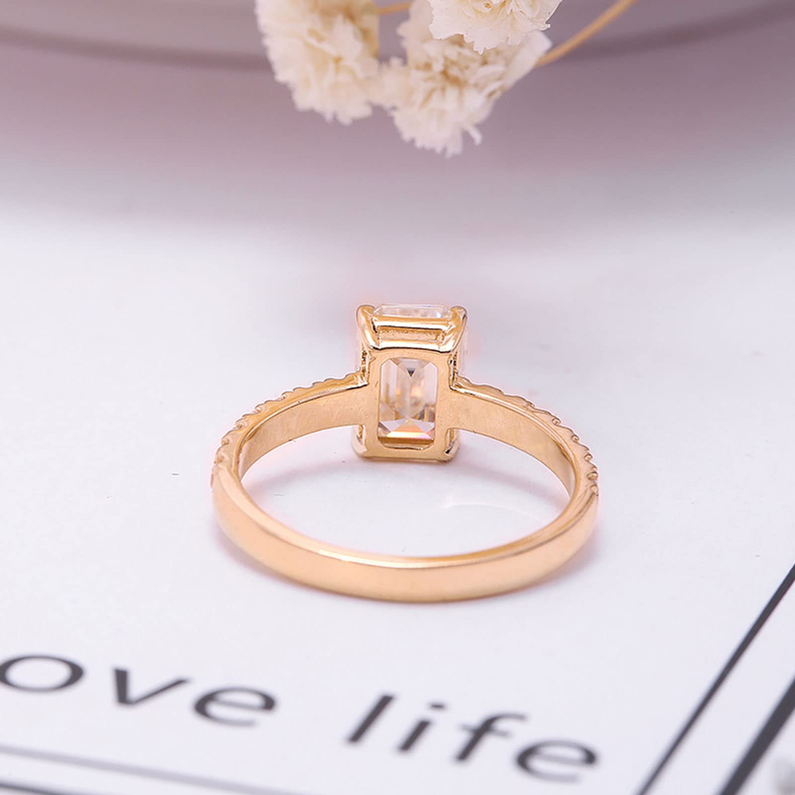 14K 18K Solid Gold Emerald Engagement Ring for Women, Personalized Moissanite Promise Wedding Band - Perfect for Proposals, Anniversaries & Special Occasions