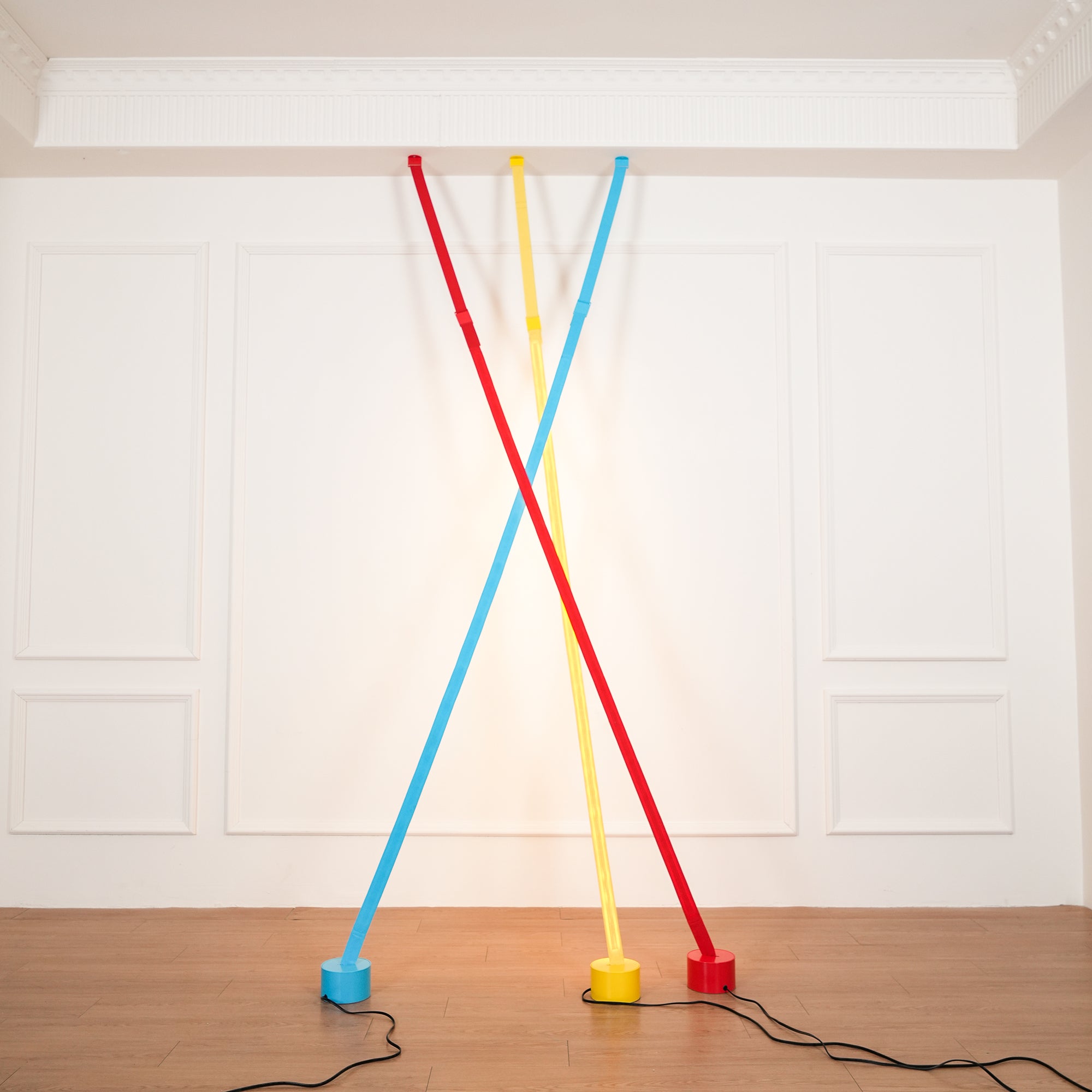 Modern Elastica Adjustable Floor Lamp - Dimmable LED Standing Light for Living Room, Bedroom, or Office - Stylish Home Decor Lighting Fixture with Flexible Arm
