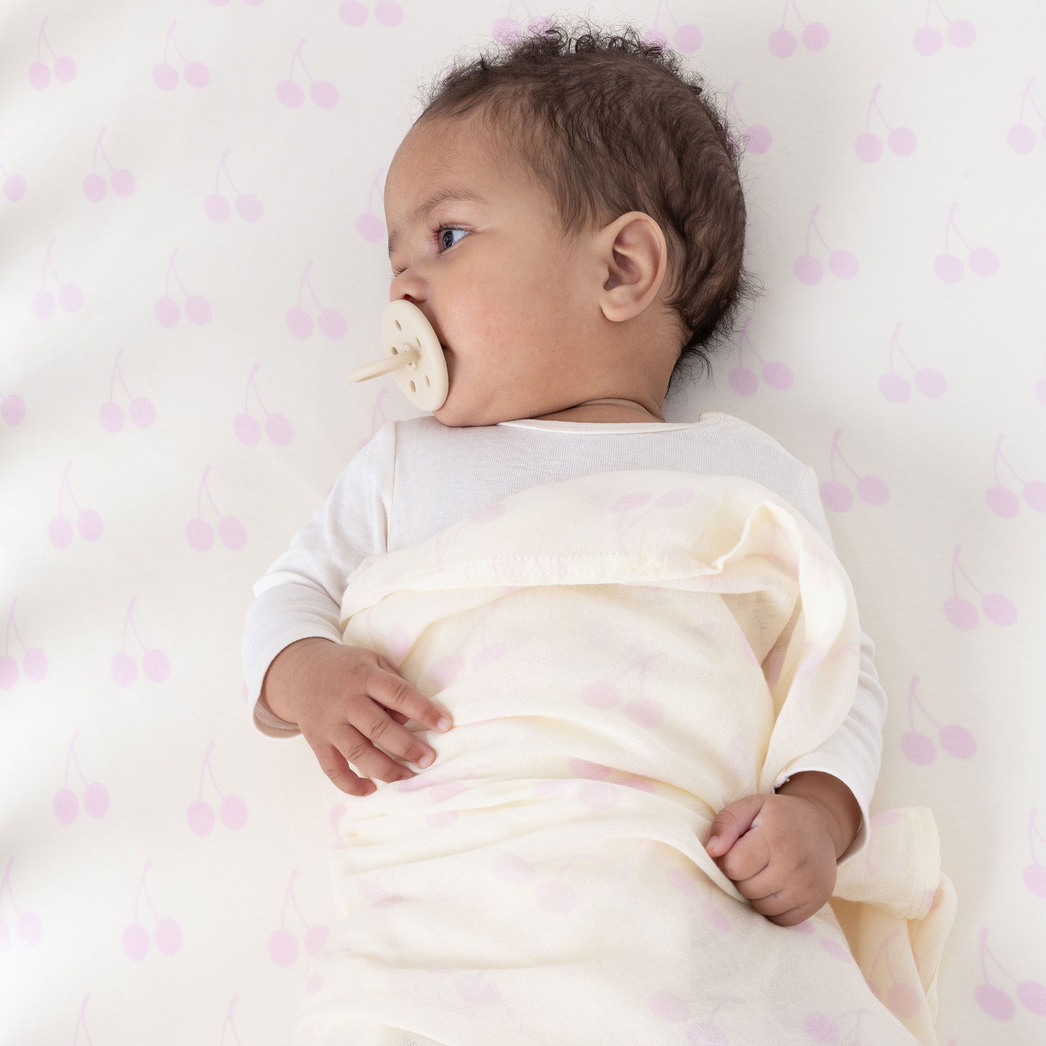 Nordic Sorbet 3-Pack Muslin Baby Swaddle Wraps - Soft Strawberry & Cherry Print - Breathable Cotton for Newborns & Infants - Perfect for Swaddling, Nursing Cover & Stroller Blanket