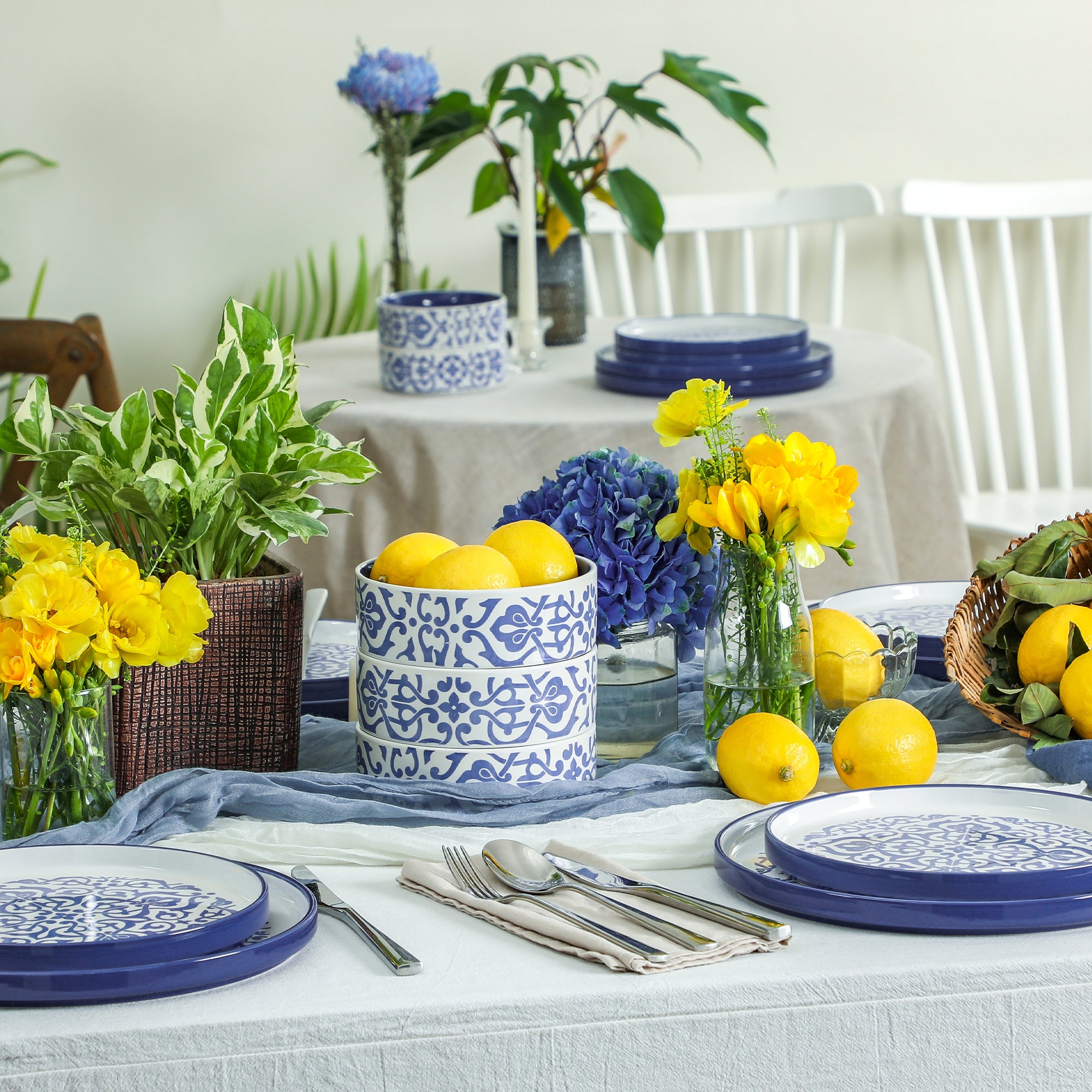 Premium Tropea Stoneware Dinnerware Set - 16-Piece Blue Ceramic Plates, Bowls & Mugs - Durable & Stylish for Everyday Dining & Entertaining