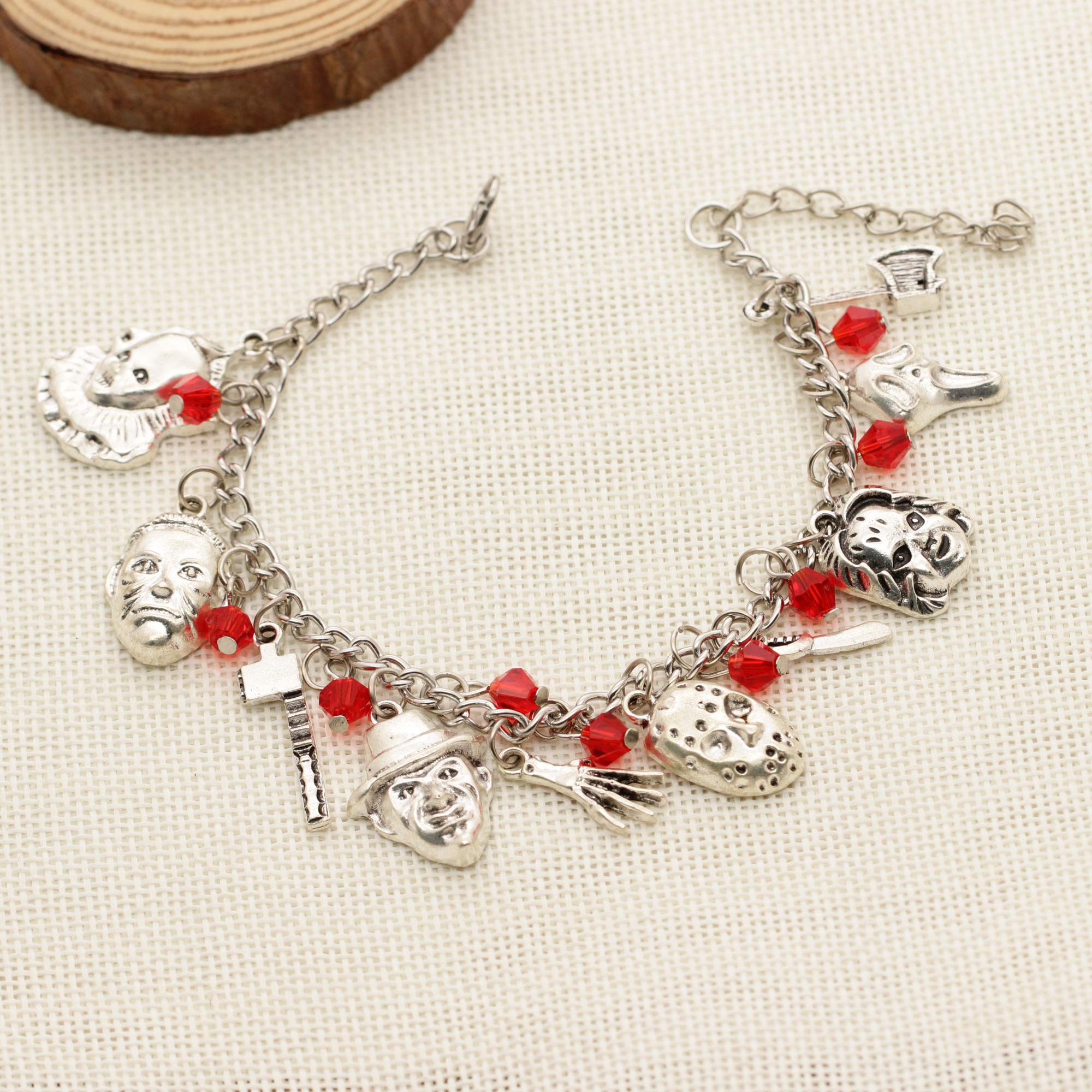 Horror Movie Charm Bracelet for Halloween - Scary Halloween Jewelry for Women & Kids, Perfect for Halloween Parties & Cosplay