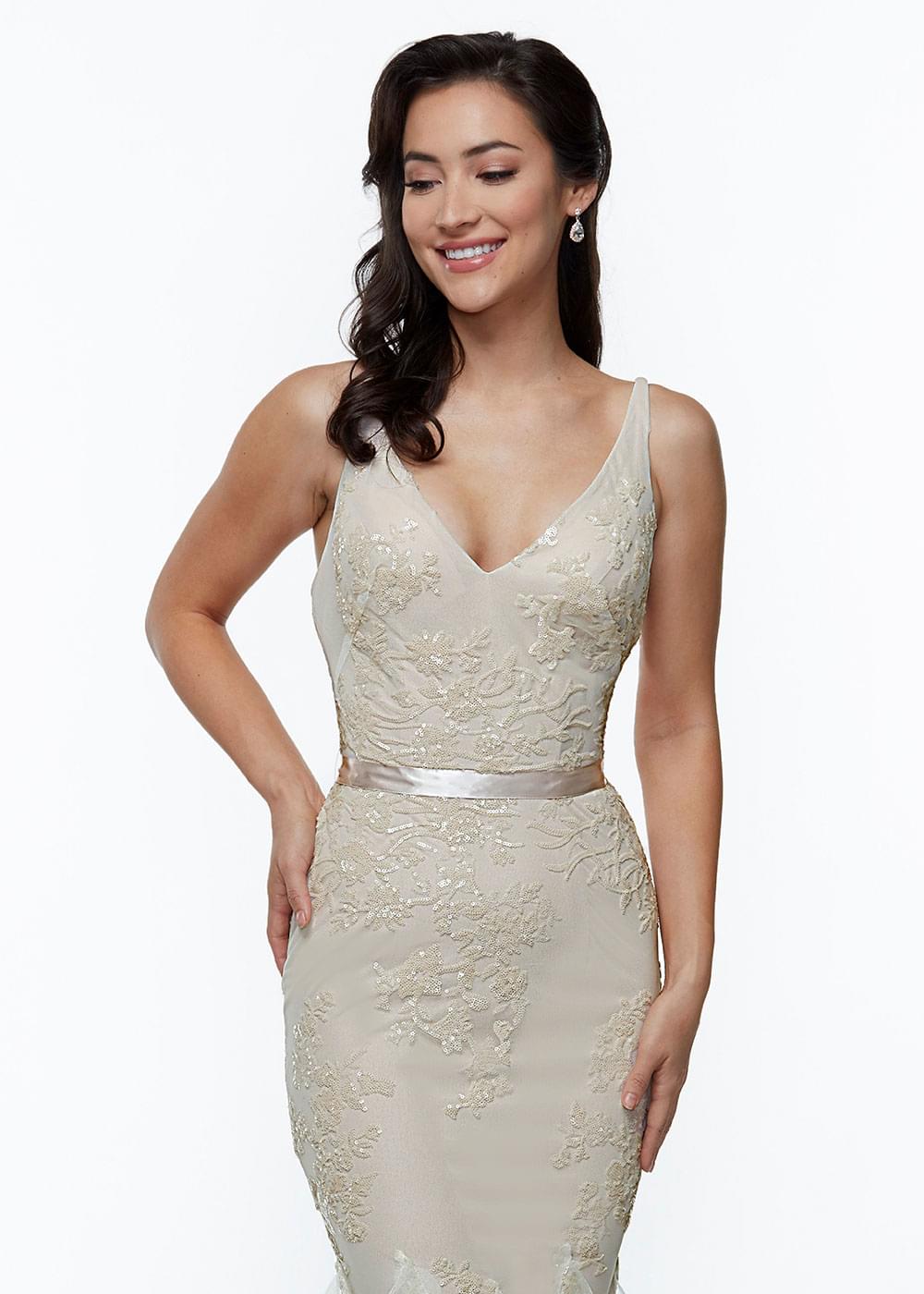 Elegant Mermaid Bridesmaid Dress with Sparkling Sequin Patterns - Perfect for Weddings, Prom, and Formal Events
