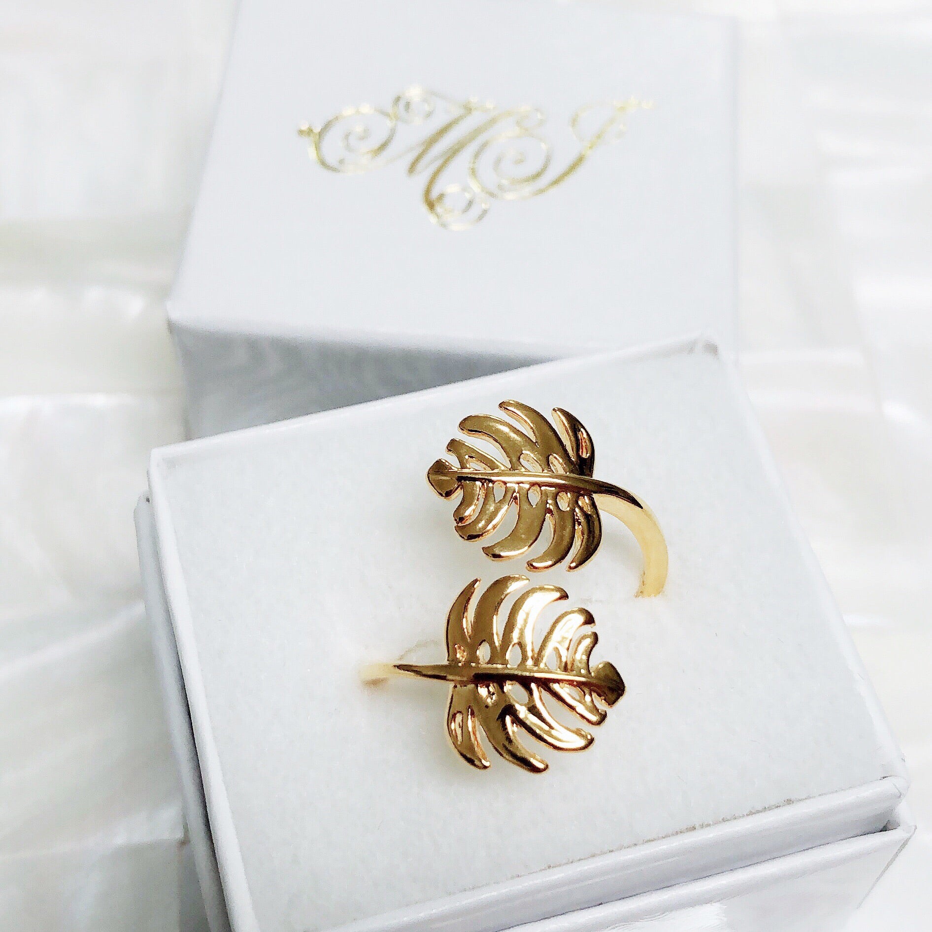 Monstera Bypass Ring (R200) - Gold Plated Leaf Design Jewelry for Women - Perfect for Everyday Wear, Parties & Gifts