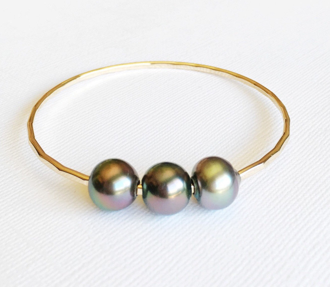 Bangle Paige Tahitian Pearl Bracelet (B237) - Elegant Jewelry for Women, Perfect for Weddings & Special Occasions