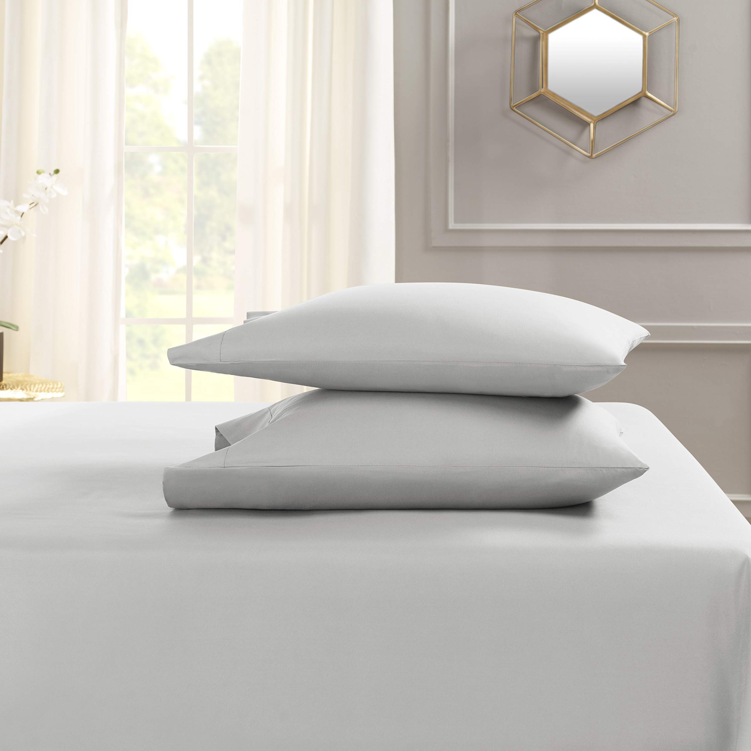 Empyrean Full Size Sheet Set - 4 PC Ultra Soft Double Brushed Microfiber Bed Sheets in Hotel Luxury Silver Light Gray - Deep Pocket with 4 Corner Elastic Straps - Perfect for Guest Rooms, Dorms & Cozy Bedroom Upgrades