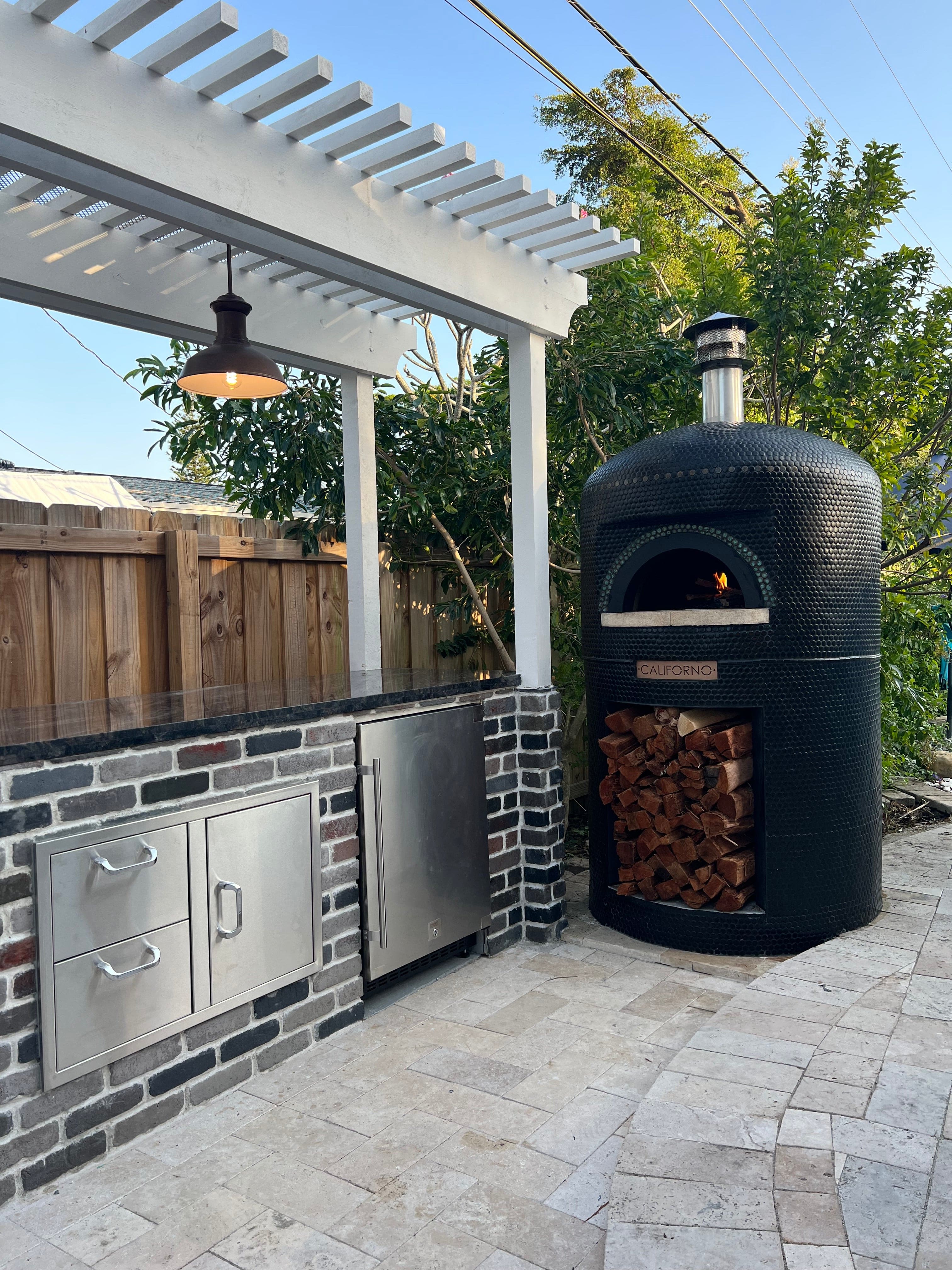 CALIFORNO Bullet Pizza Oven - Portable Outdoor Wood Fired Pizza Maker for Backyard, Camping & Tailgating | Perfect for Home Chefs & Pizza Lovers