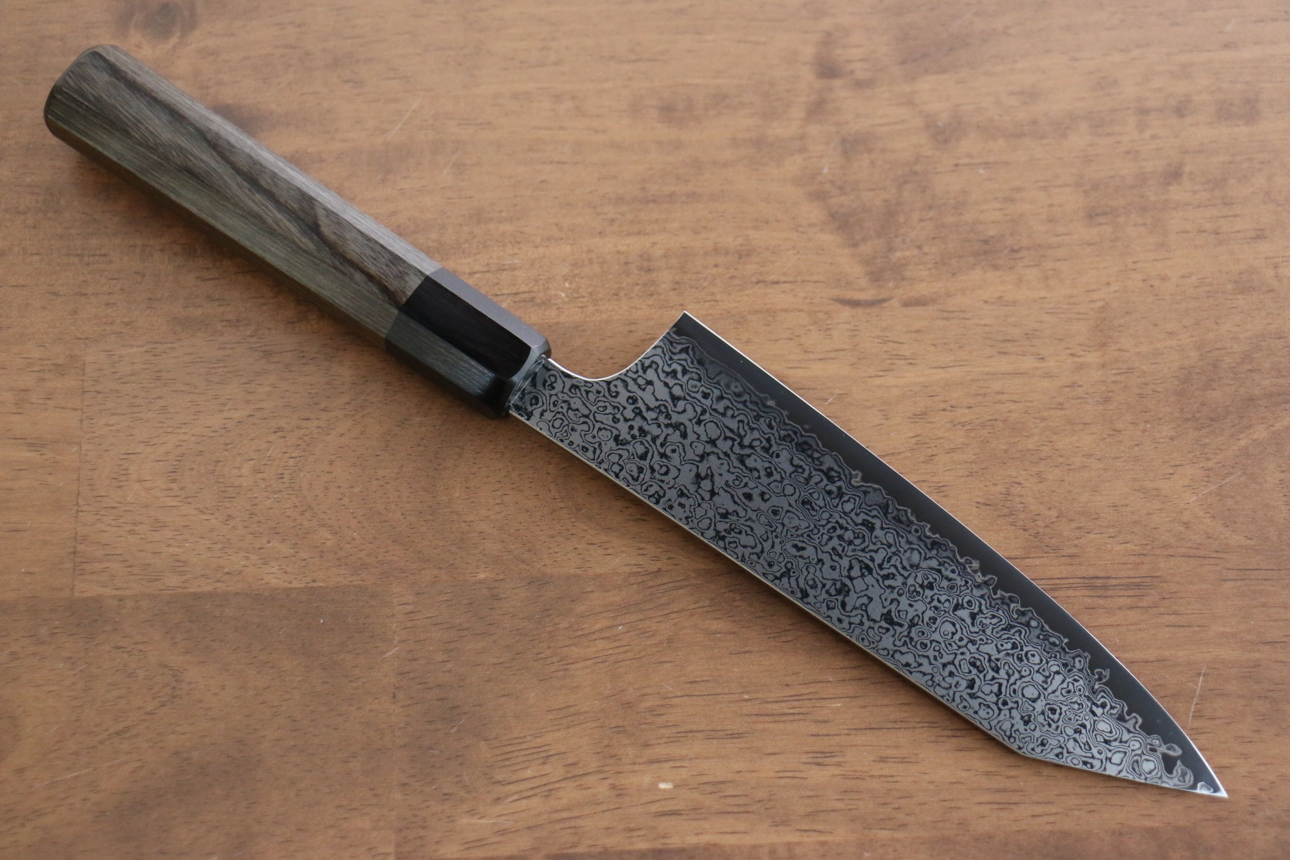 Premium Kanjyo VG10 Damascus Kiritsuke Santoku Knife 180mm - Gray Pakkawood Handle - Japanese Kitchen Knife for Slicing, Dicing & Chopping Vegetables, Meat & Fish - Perfect for Home Chefs & Professional Kitchens