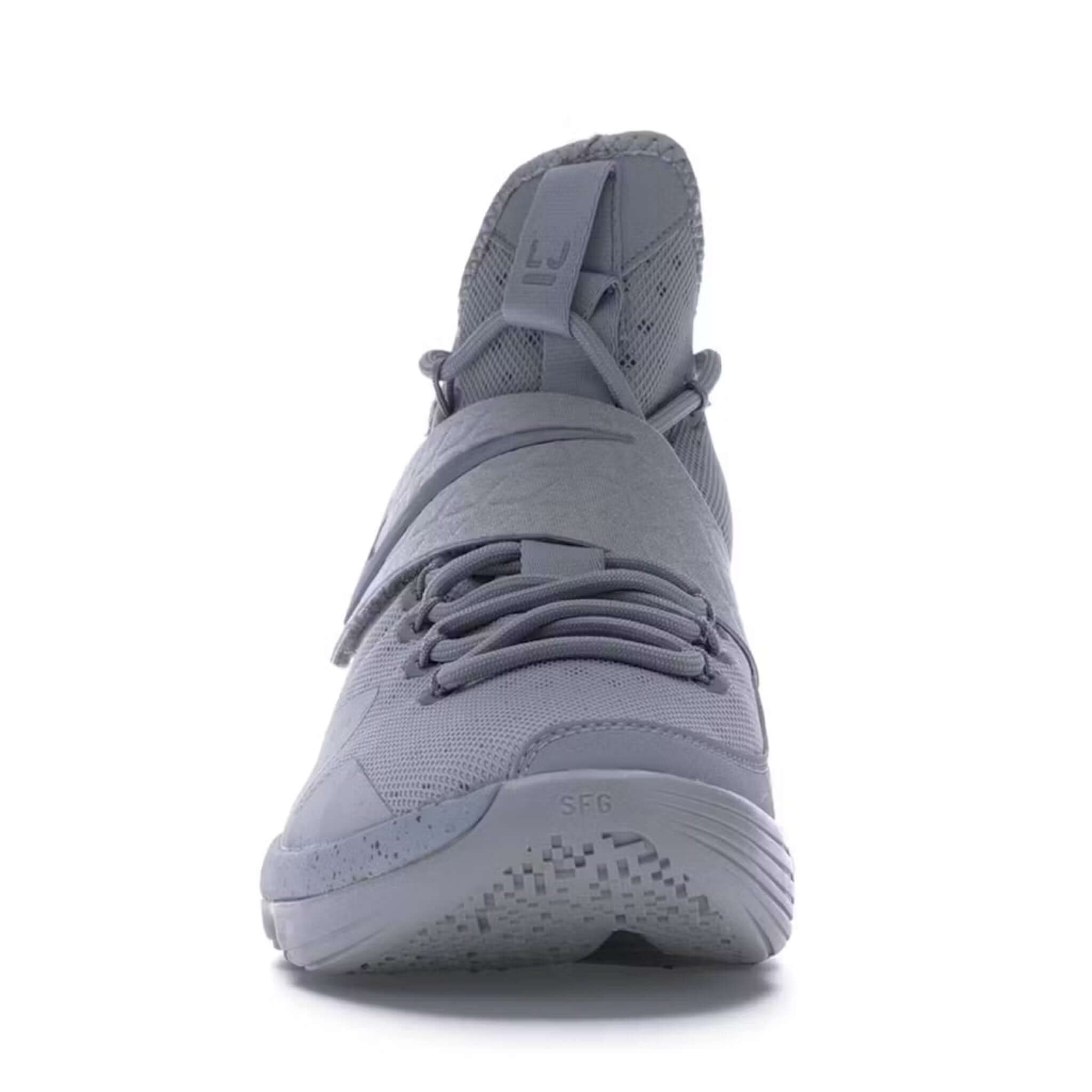 New Nike LeBron 14 Reflect Silver Basketball Shoes - Size 8 for Men - Premium Performance Sneakers for Court Play & Streetwear Fashion