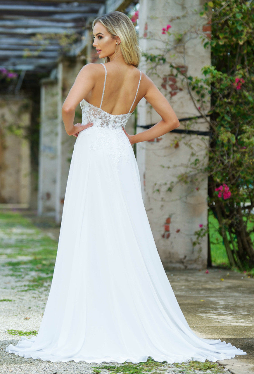 Avianna Gown - Elegant Off White Evening Dress for Women | Perfect for Weddings, Prom & Formal Events