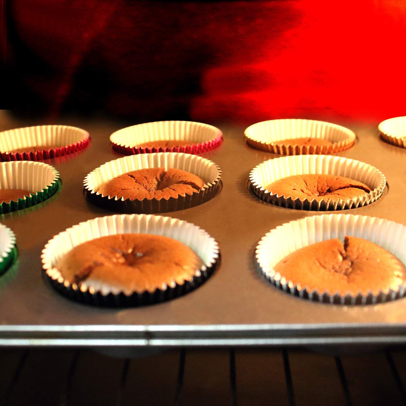 Eoonfirst Standard Red Foil Cupcake Liners - 100 Pack Baking Cups for Muffins, Cupcakes & Party Desserts - Perfect for Birthday, Wedding & Holiday Baking