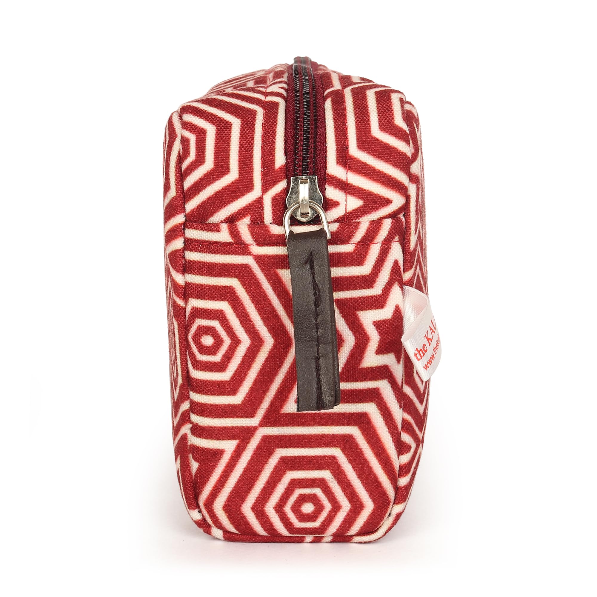 Stylish Geometric Print Makeup Pouch for Women - Cosmetic Organizer, Travel Toiletry Bag & Utility Pouch (Red) - Perfect for Travel, Gym & Everyday Essentials Storage