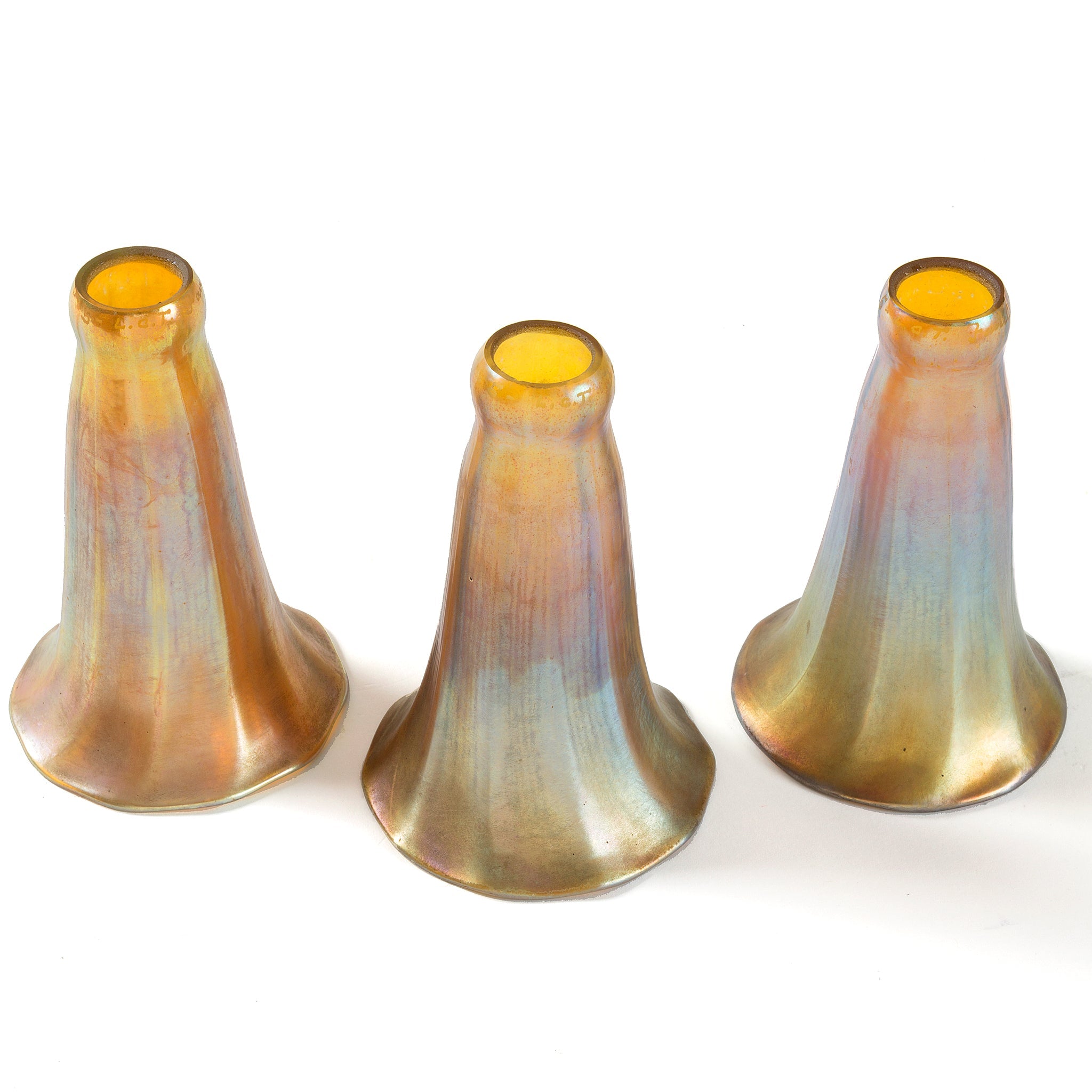 Tiffany Studios New York Three Light Lily Table Lamp - Handcrafted Stained Glass Table Lamp for Living Room, Bedroom & Office Decor