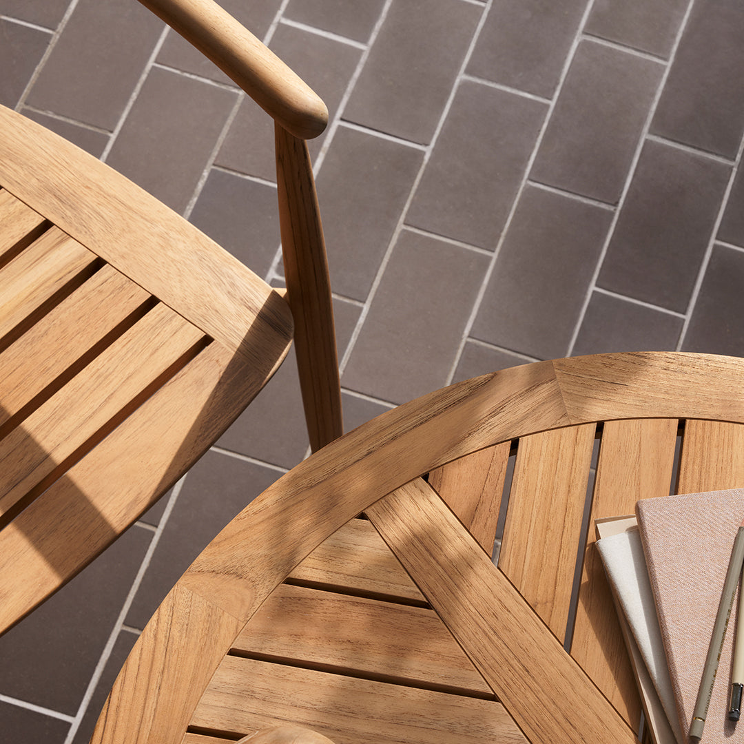 E008 Embrace Outdoor Dining Chair - Waterproof Wicker Patio Furniture Set for Garden, Poolside, Backyard - Comfortable & Durable All-Weather Seating for Restaurants, Cafes, and Home Decor