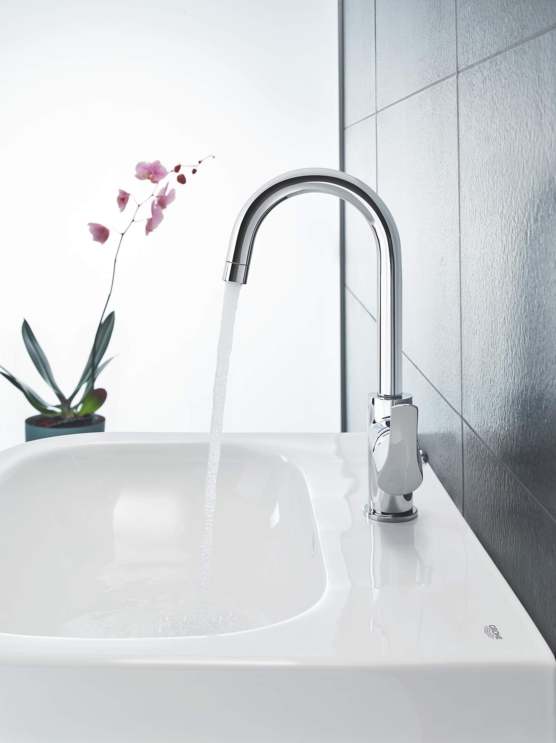 GROHE 23537002 Eurosmart Basin Faucet with Pop-Up Drain, High Swivel Spout, Chrome Finish - Perfect for Modern Bathroom Vanities and Powder Rooms