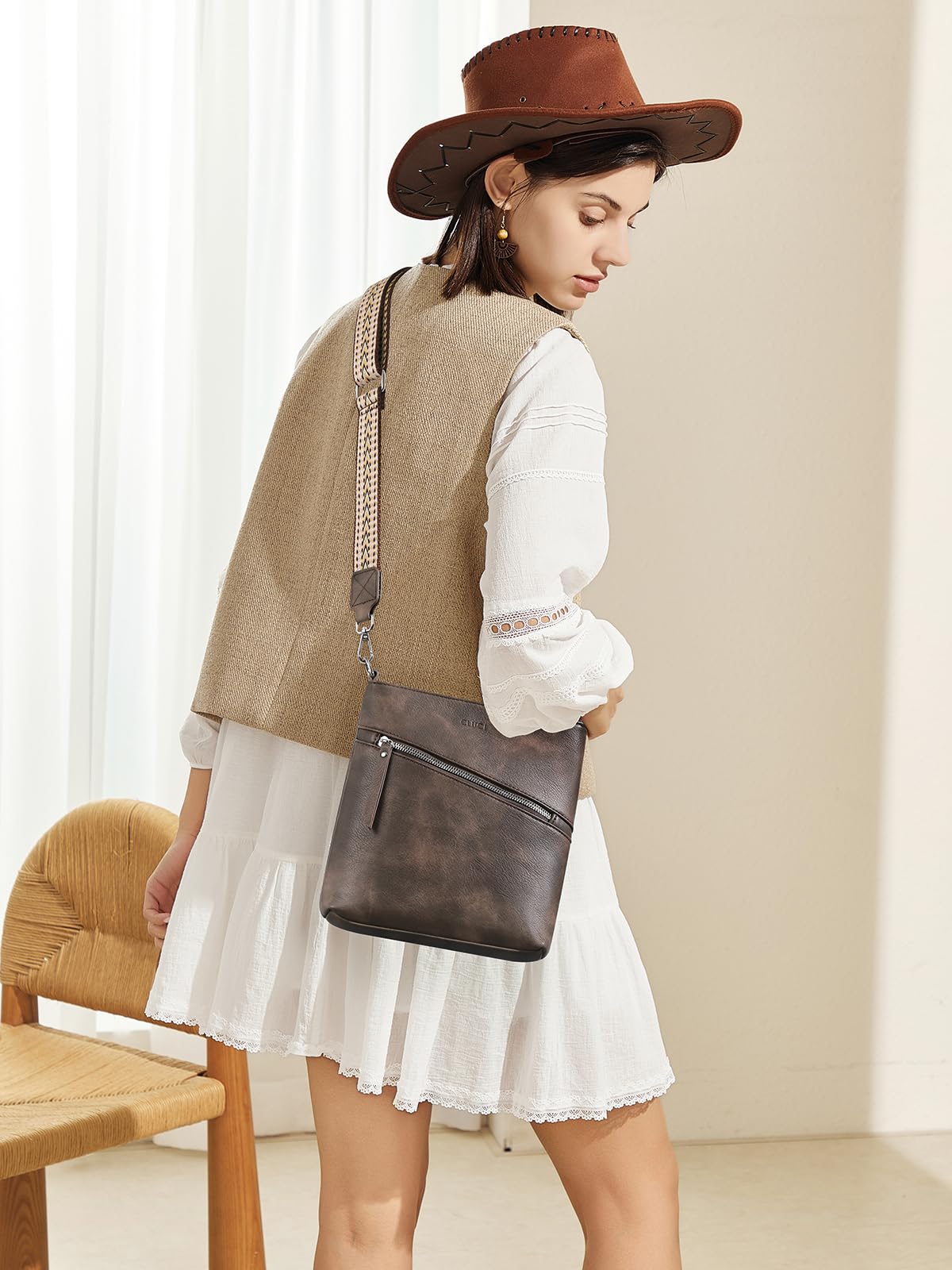 CLUCI Women's Adjustable Strap Crossbody Bag - Stylish Leather Shoulder Purse for Everyday Use, Travel & Shopping