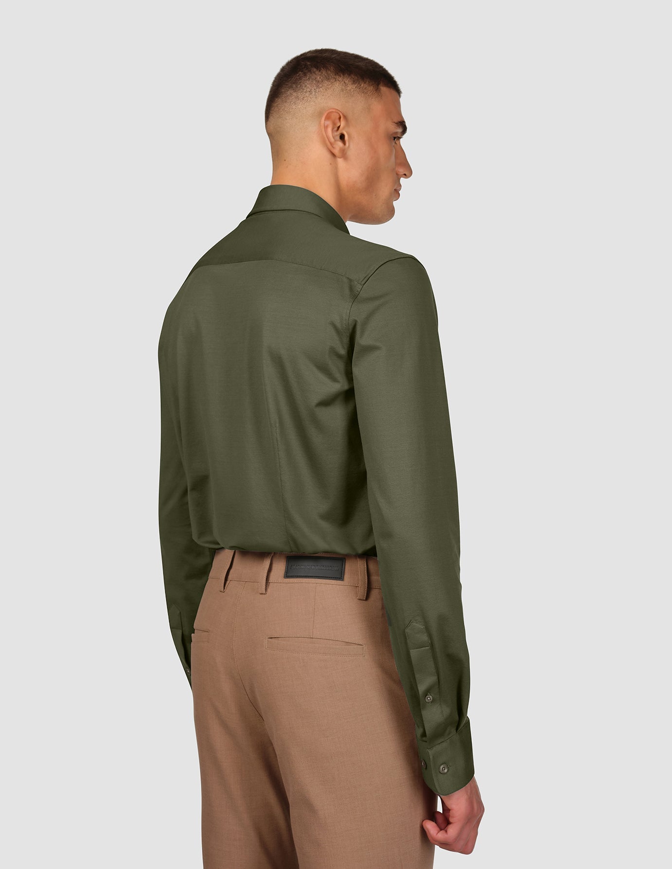 Classic Slim Fit Clover Green Men's Dress Shirt - Perfect for Office, Business Meetings & Formal Occasions