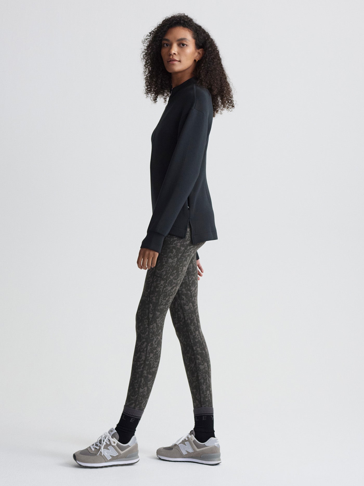 Varley Cleo Half Zip Midlayer Fleece Jacket for Women - Black - Perfect for Hiking, Running & Outdoor Activities