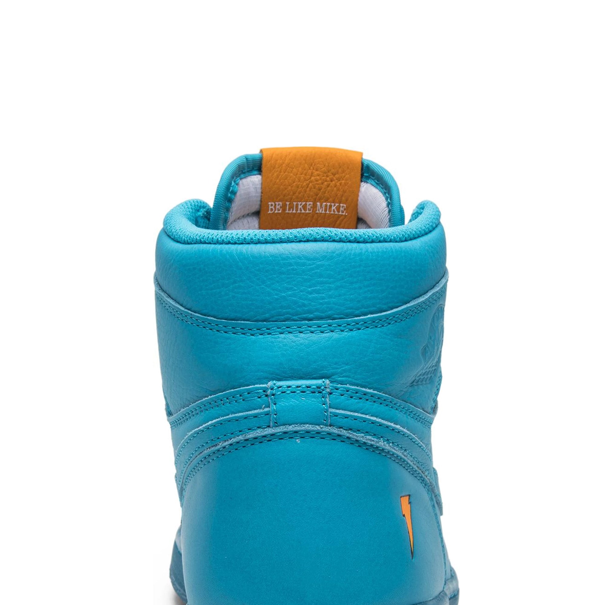 Air Jordan 1 High 'Gatorade Blue' Retro Sneakers (2017) - Men's Basketball Shoes for Streetwear & Casual Outfits