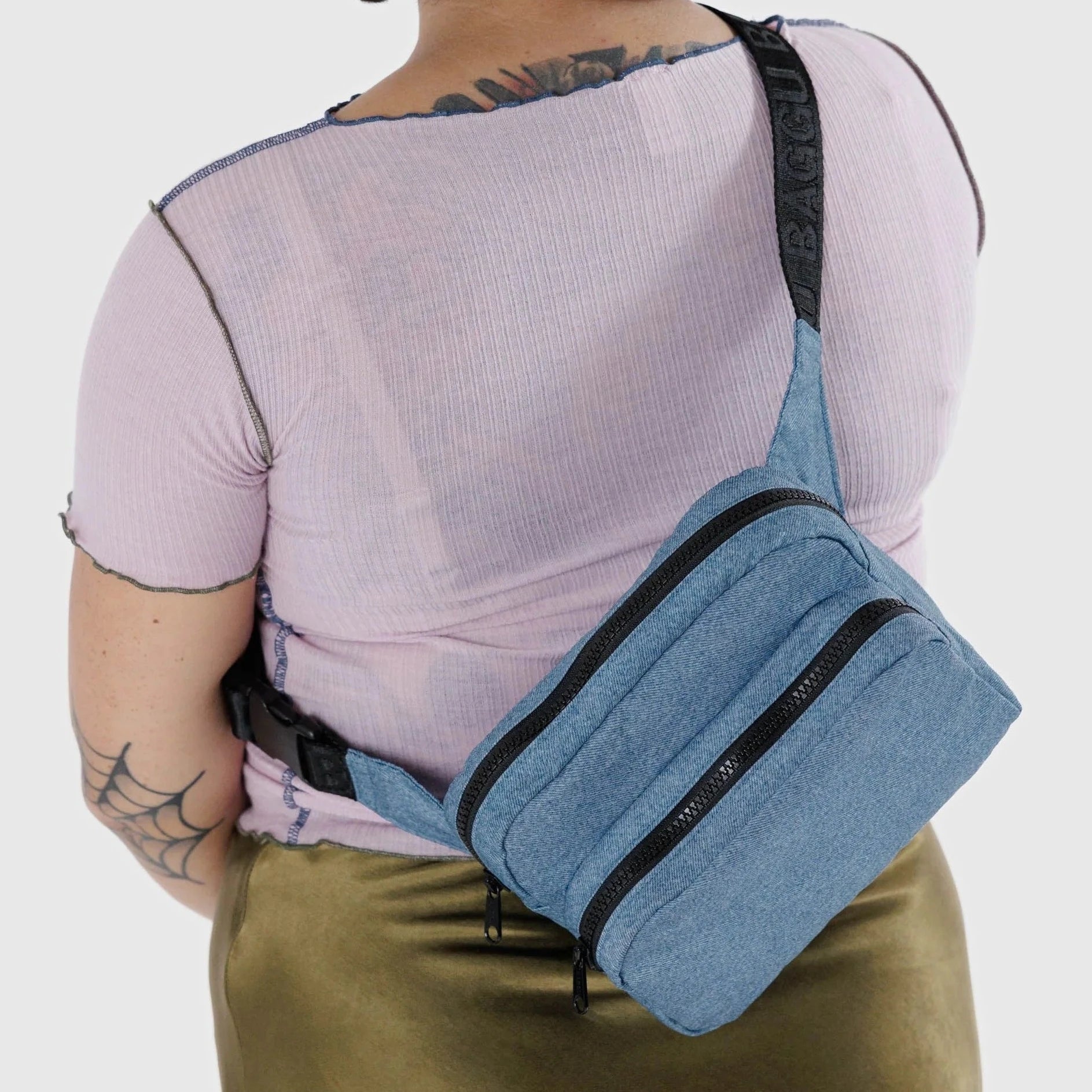 Stylish Digital Denim Fanny Pack for Men & Women - Trendy Waist Bag with Adjustable Belt for Travel, Hiking, Running & Everyday Use