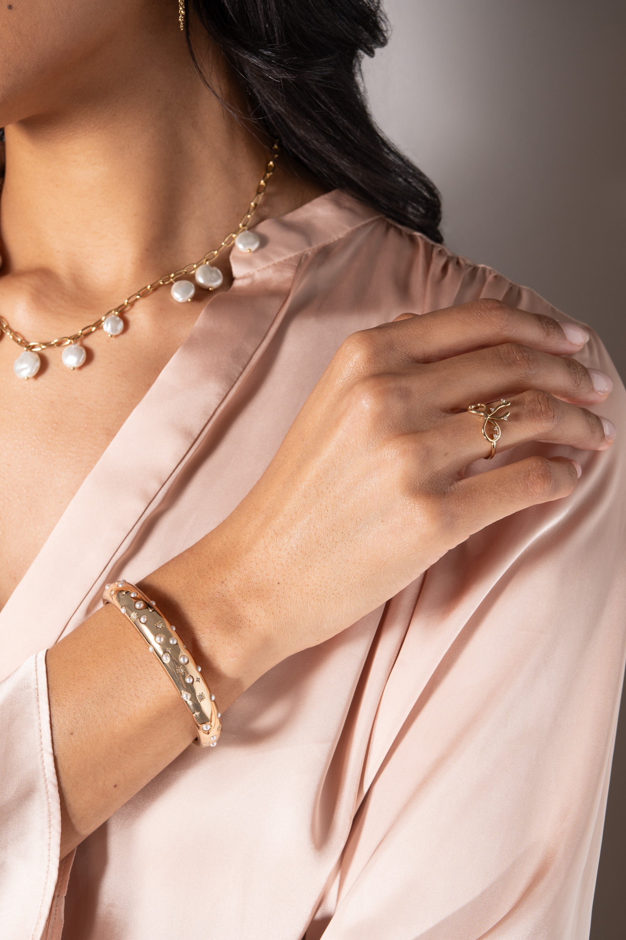 Elegant Coquette Bow Ring for Women - Dainty Gold or Silver Jewelry Gift for Her - Perfect for Valentine's Day, Anniversary & Romantic Occasions