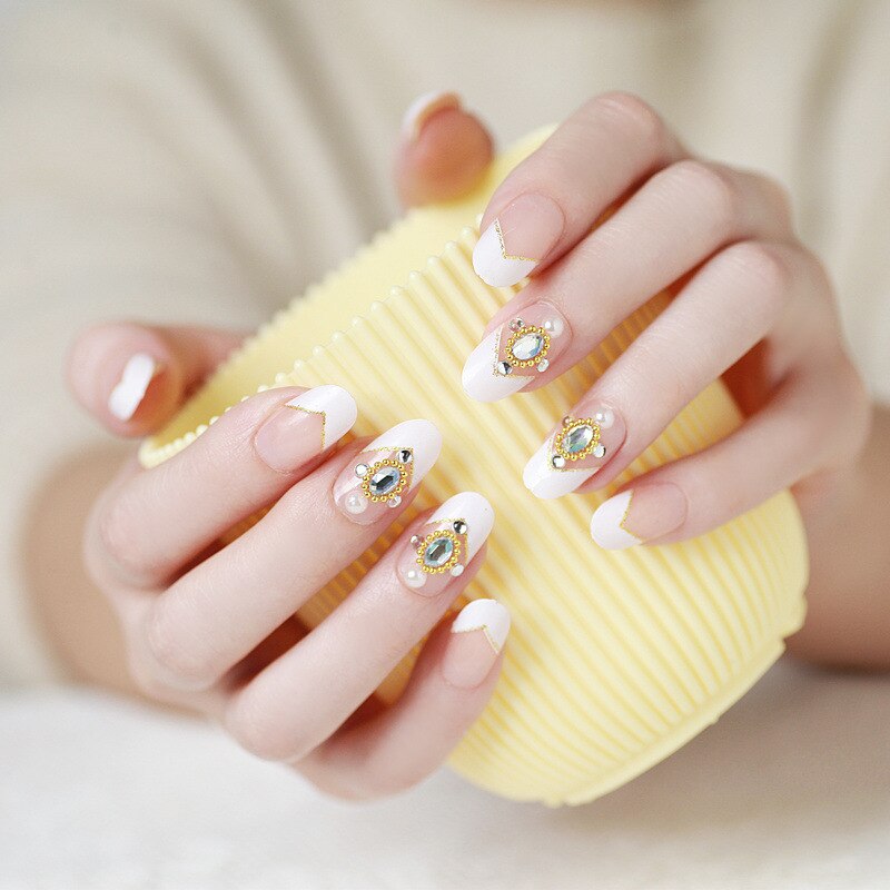 24Pcs/Box Luxe Shining Rhinestone Wedding False Nails - Transparent Glitter Gems Crown Design Square Short Fake Nails for Bride, Bridal Shower, Prom, Party & Special Occasions