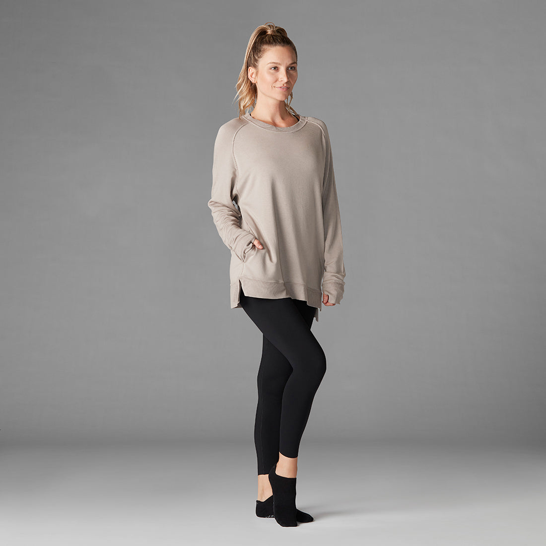 Tavi Noir Cozy Sweatshirt for Women - Soft Fleece Pullover Hoodie, Casual Loungewear for Fall & Winter - Perfect for Coffee Dates, Errands and Relaxing at Home