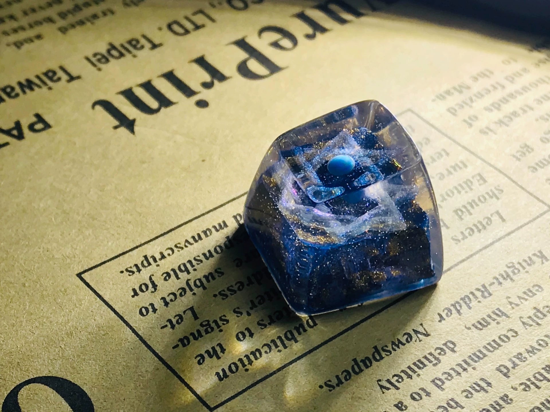 Hexagram Universe Starry Sky Crystal Resin Keycaps - Custom SA Profile Mechanical Keyboard Keycaps for Gaming & Typing - Unique Handmade Decorative Keycaps for PC, Mac, Laptop (Perfect for Gamers & Typists)