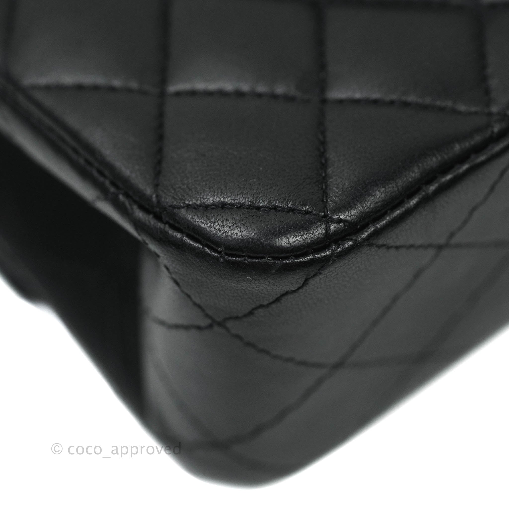 Chanel Classic M/L Medium Double Flap Bag in Black Lambskin Leather with Gold Hardware - Luxury Handbag for Women, Perfect for Date Night & Special Occasions
