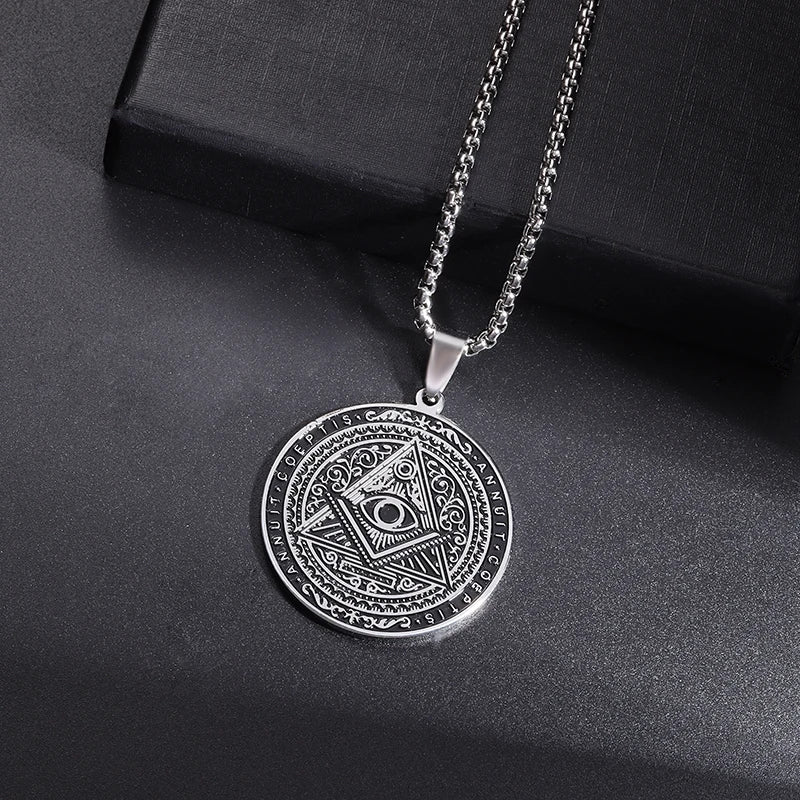 Eye of Horus Pendant Necklace - Ancient Egyptian Protection Amulet Jewelry for Men & Women - Perfect for Spiritual Healing, Meditation & Fashion Accessories