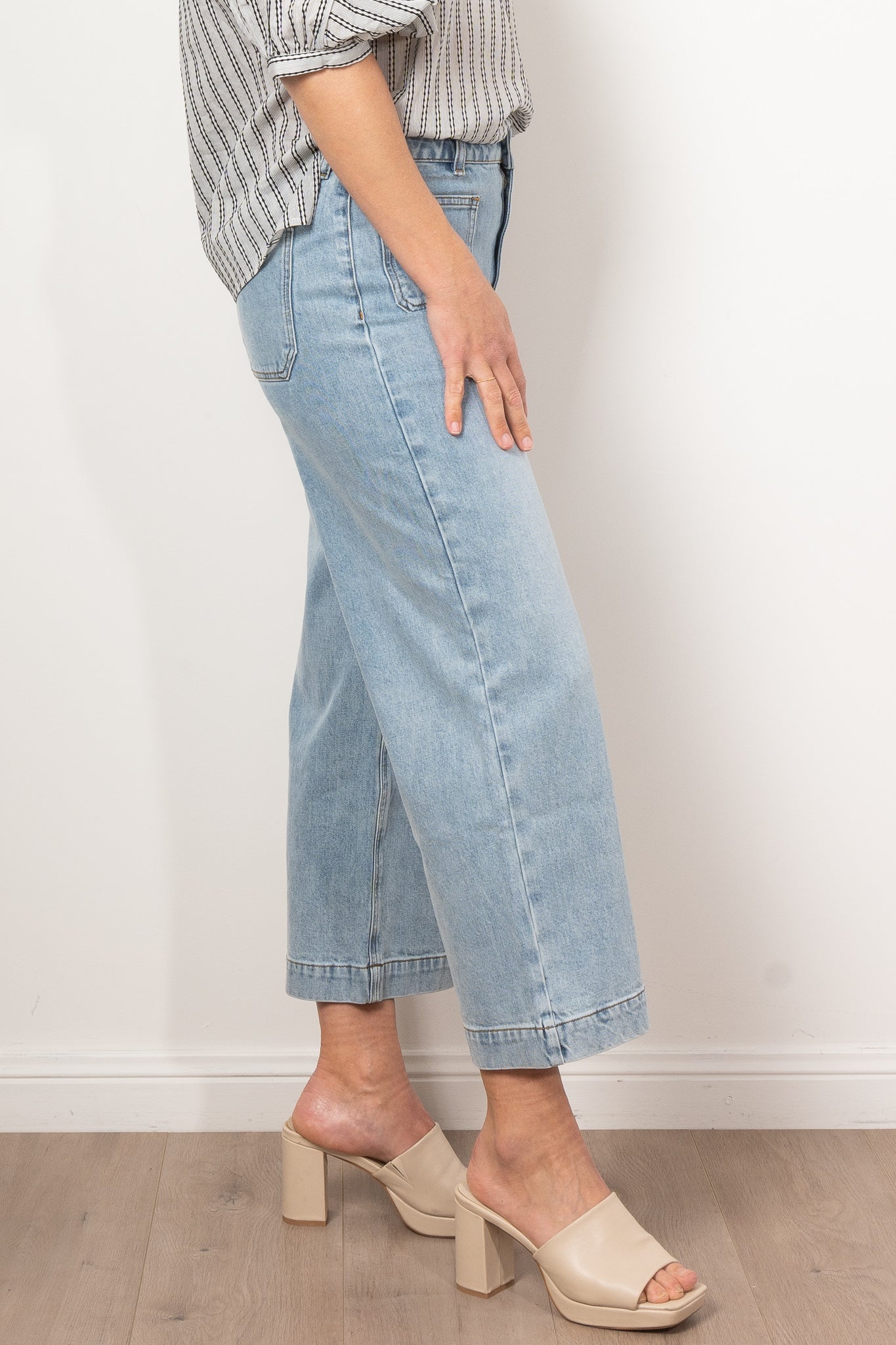 Zoe Kratzmann Women's High-Waisted Distressed Skinny Jeans - Trendy Stretch Denim Pants for Casual Wear & Night Out