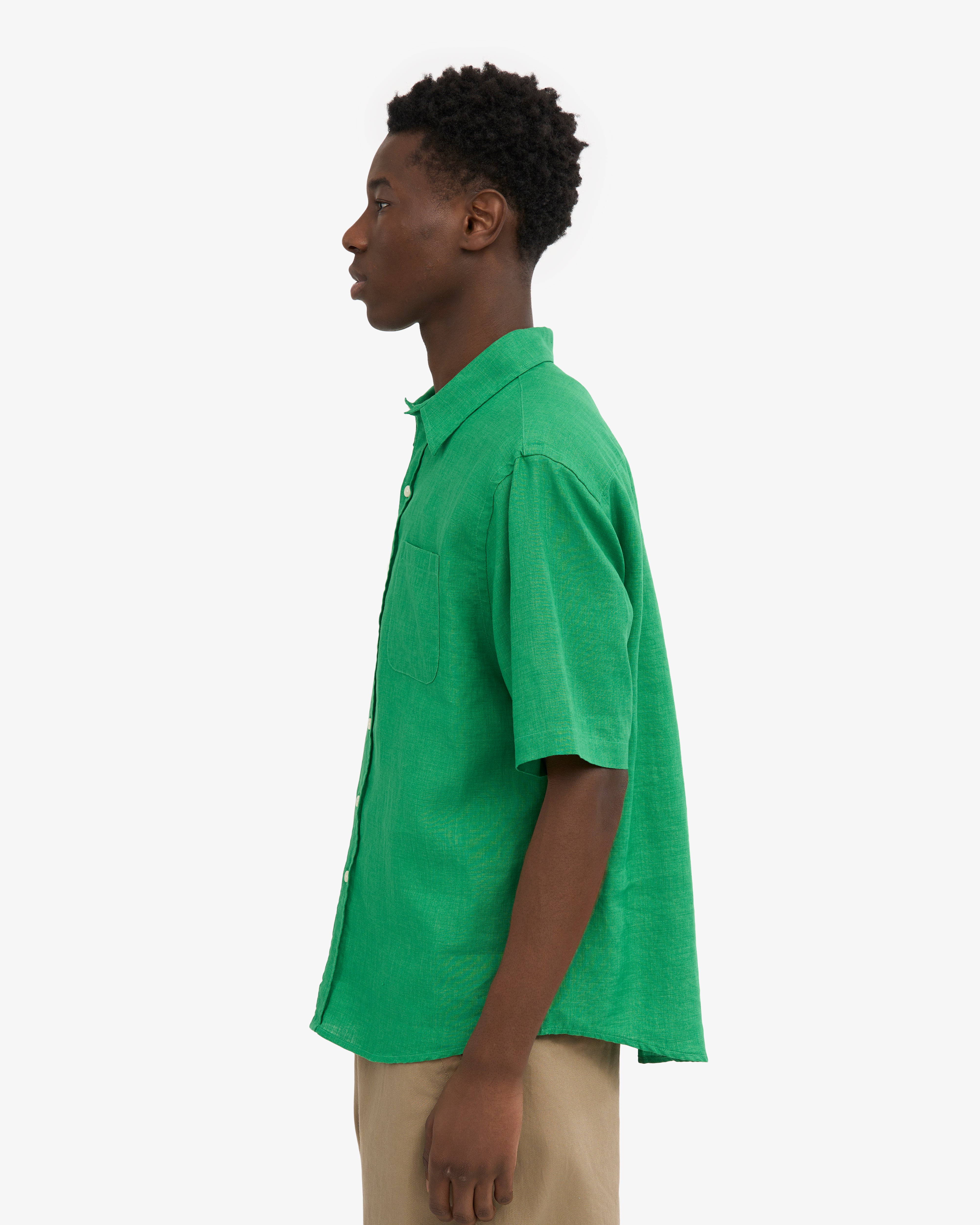 Premium Linen Short Sleeve Shirt for Men - Kelly Green Summer Casual Wear - Perfect for Beach Outings, Vacation & Outdoor Activities