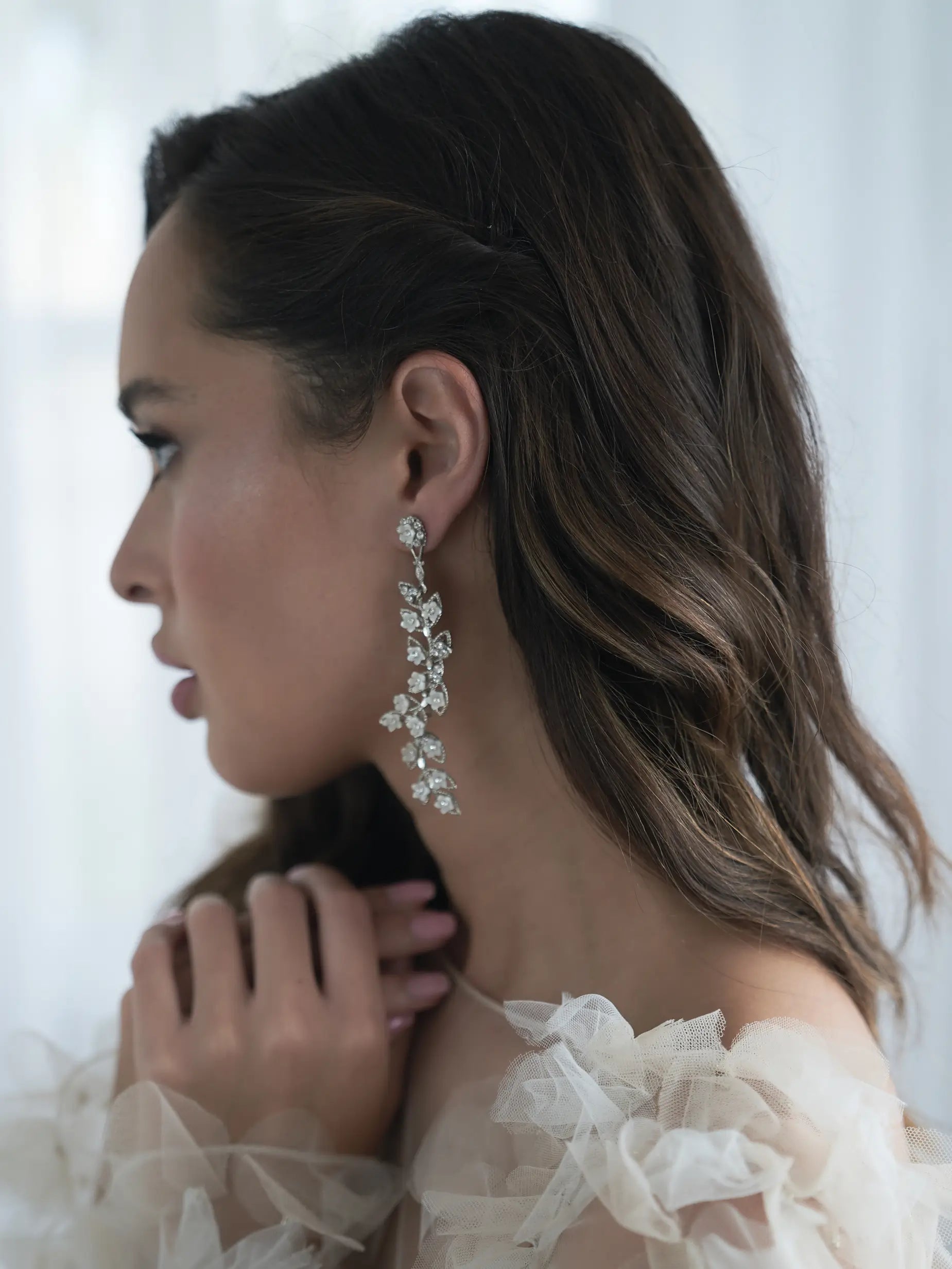 Anna Earrings for Women - Elegant Gold Hoop Earrings for Everyday Wear | Perfect Gift for Her, Birthday, Anniversary | Office, Party, Date Night Jewelry