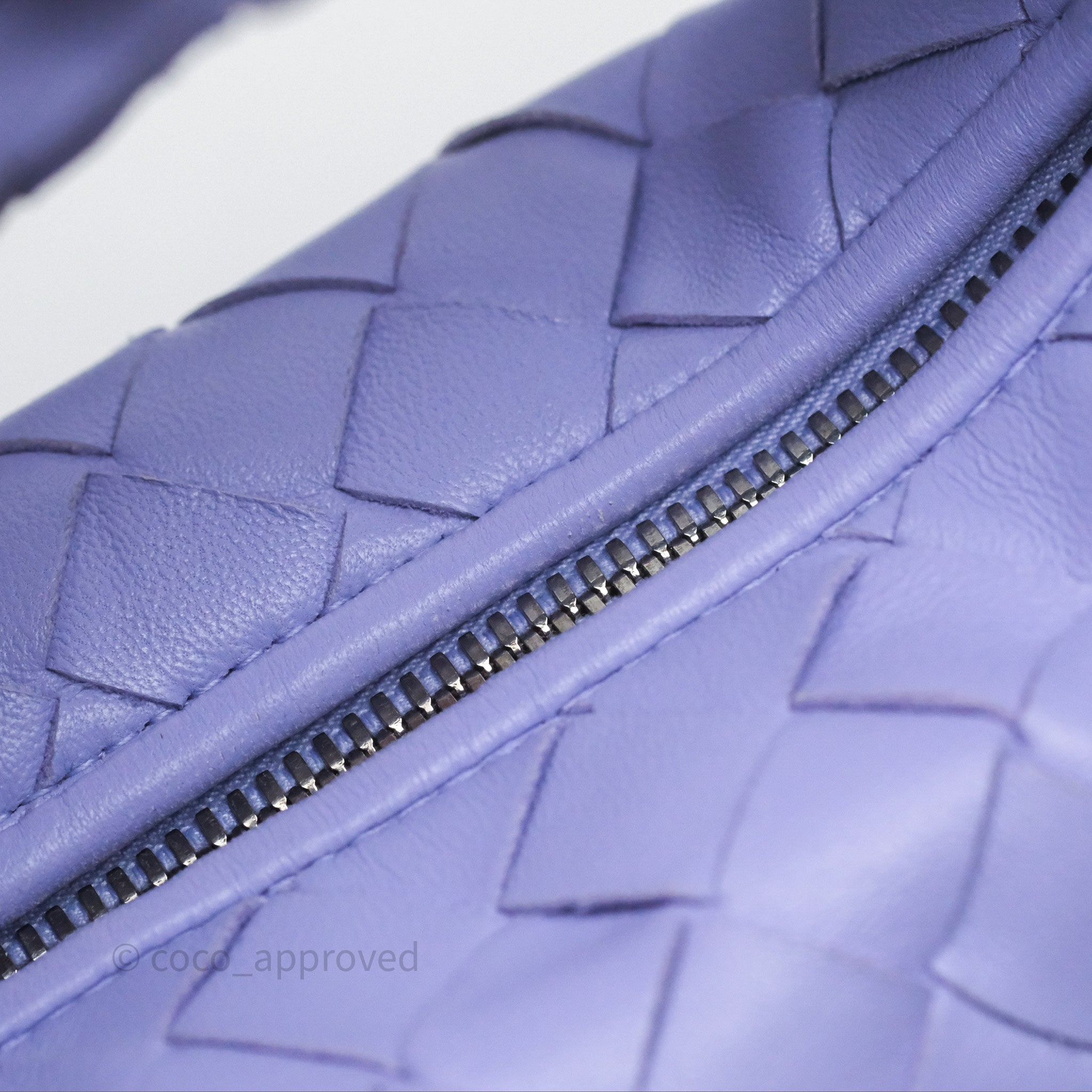 Bottega Veneta Mini Jodie Bag in Purple Intrecciato Lambskin Leather - Perfect for Everyday Use, Date Nights & Special Occasions