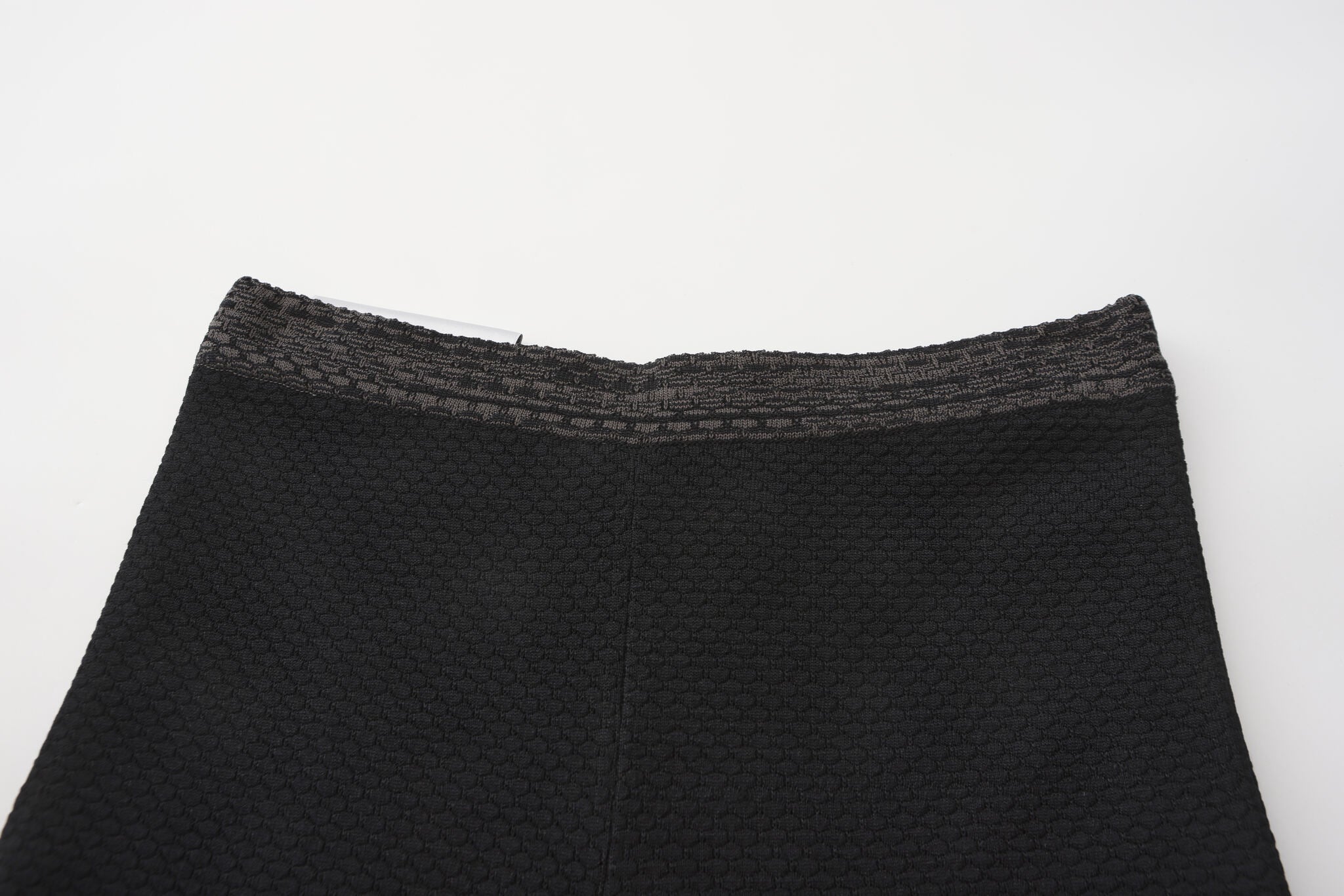 24Fpfflmxx045 Black - High-Quality Durable Film for Photography & Videography - Perfect for Outdoor Shoots, Studio Lighting, and Professional Video Production