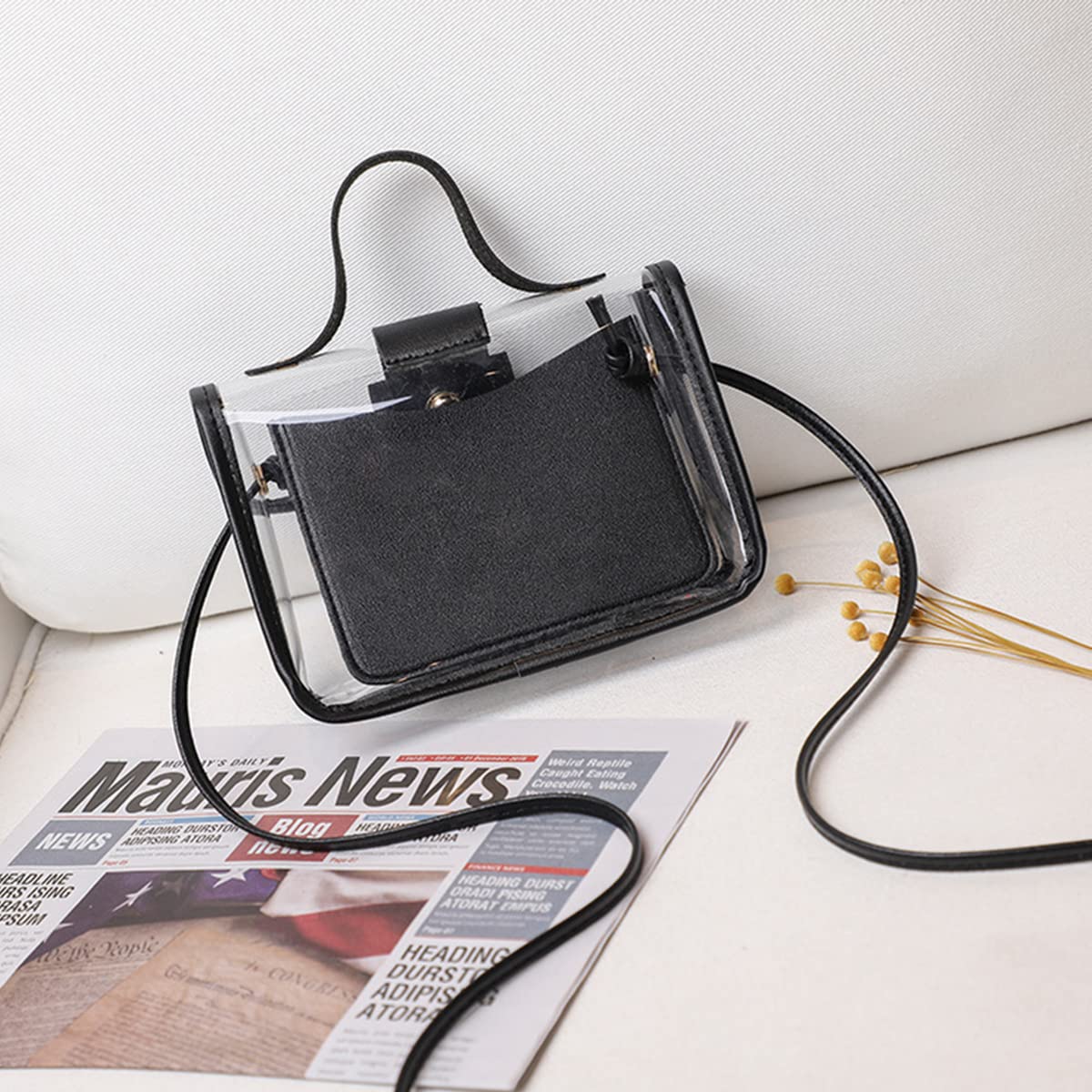 Women's Small Clear Crossbody Bag - Fashionable PVC Shoulder Bag & Phone Handbag, Mini Transparent Jelly Purse for Wallet, Coins & Essentials - Perfect for Summer, Beach, Travel & Holiday Outfits (Black)