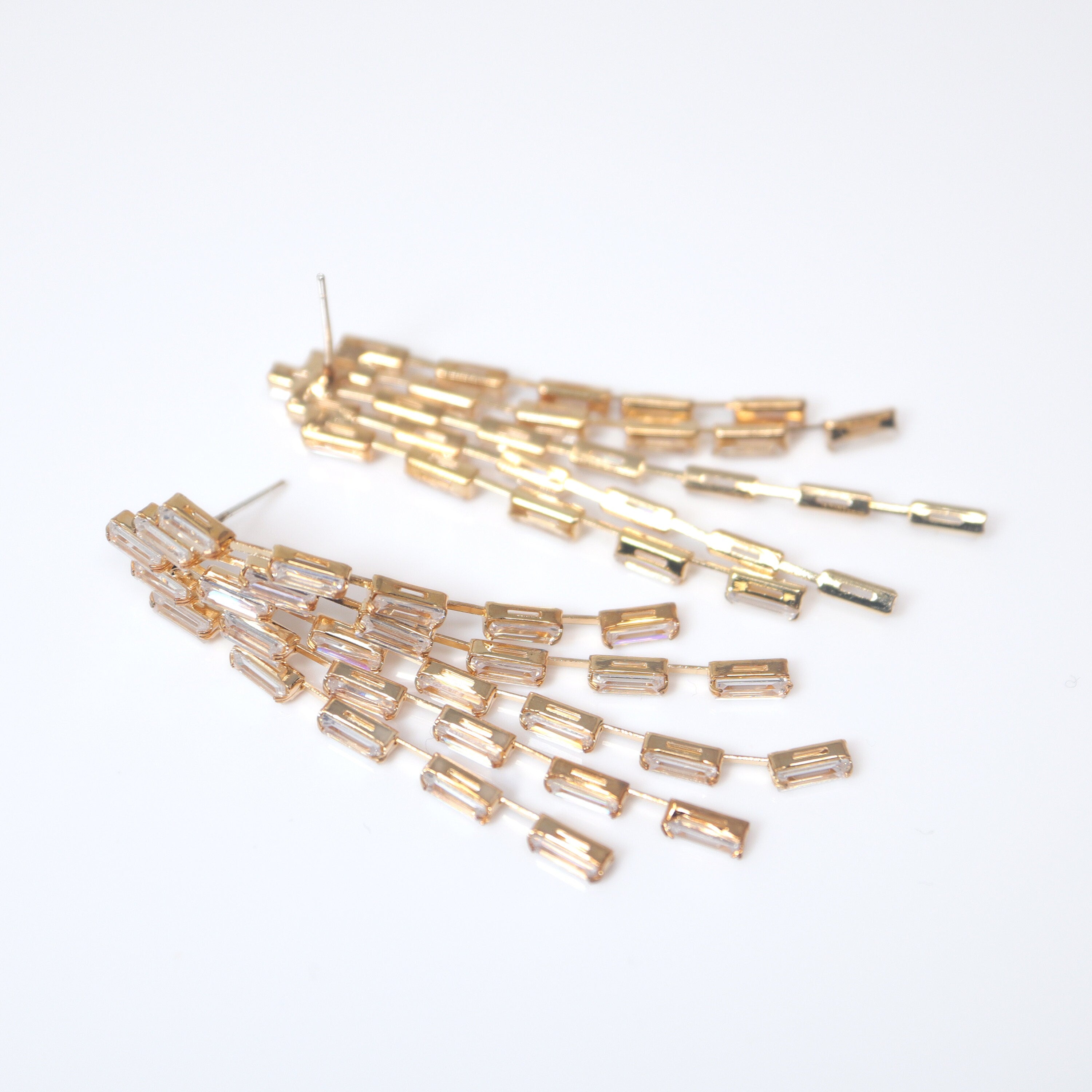 Stunning Radiant Diamond Tassel Earrings with Swarovski Crystals | Elegant Long Bridal Earrings | Sparkling Crystal Statement Earrings | Perfect for Weddings, Prom & Special Occasions