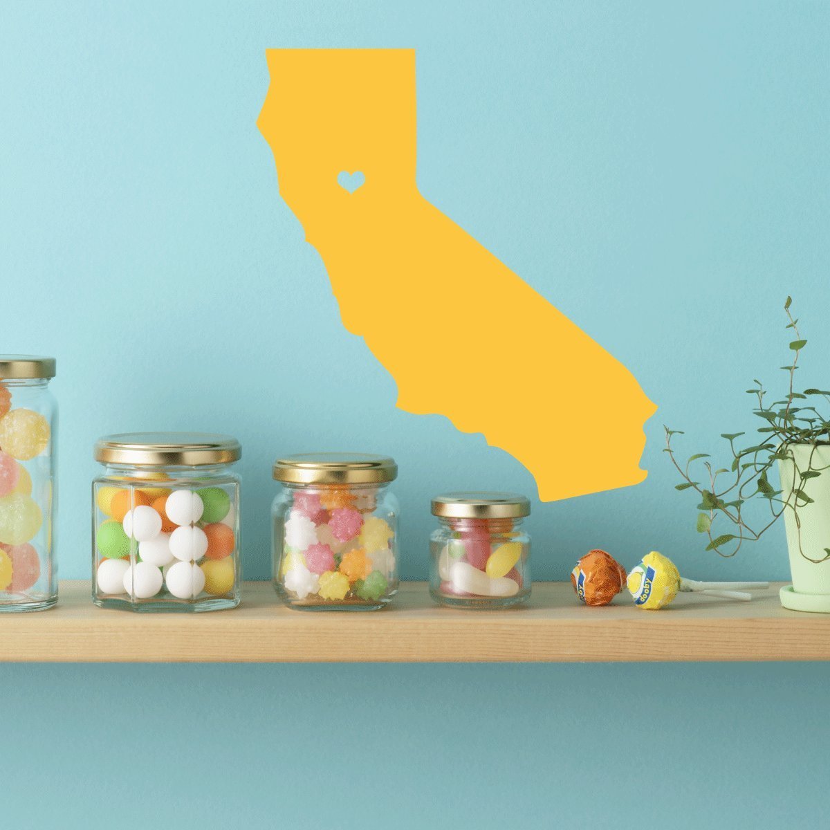 California State Decal with Heart - Premium Vinyl Wall Art Sticker for Home, Bedroom, Living Room Decor - Perfect for DIY Home Decoration, Housewarming Gifts & Nursery Wall Art